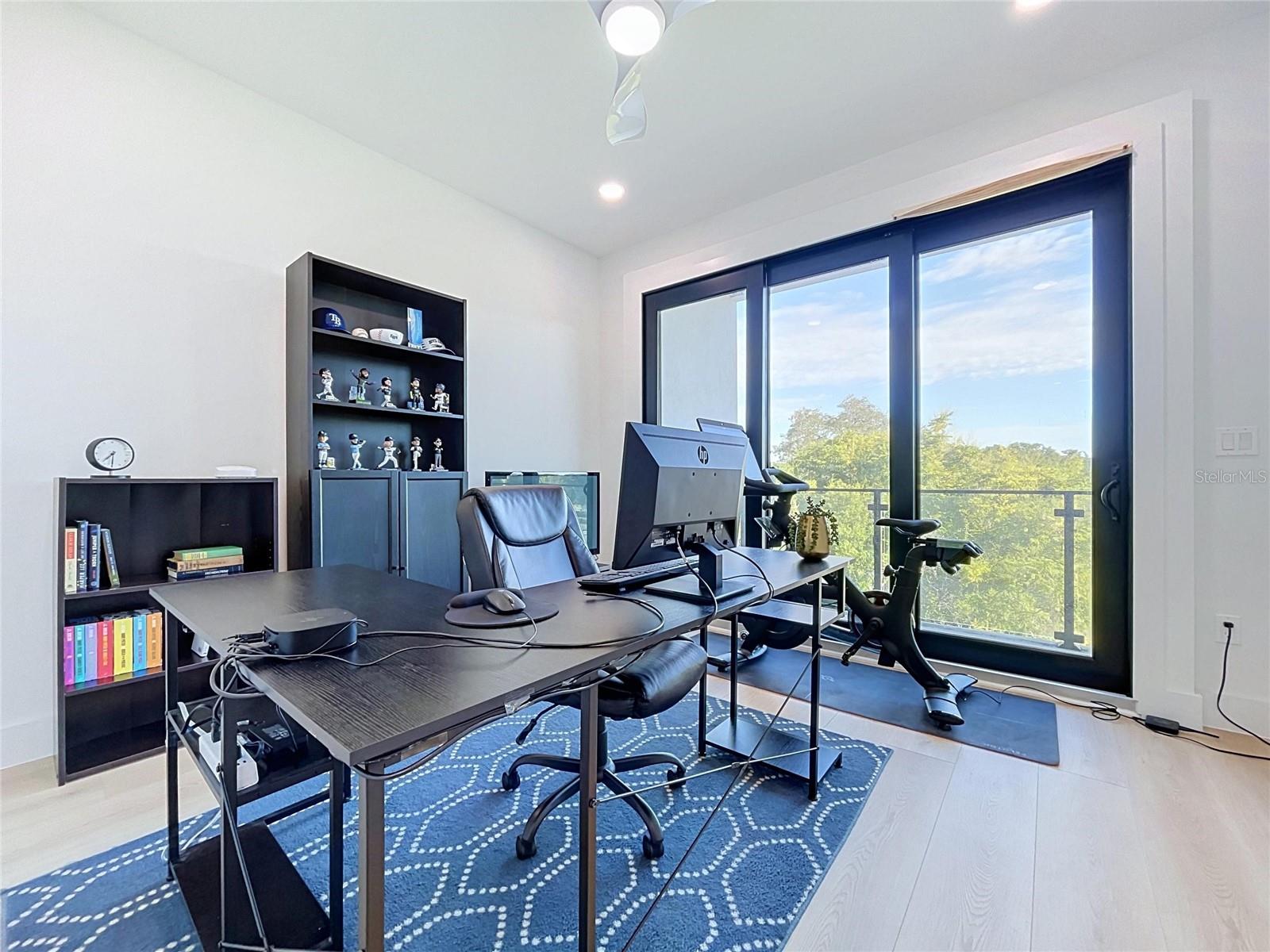 101 W WARREN AVE #3