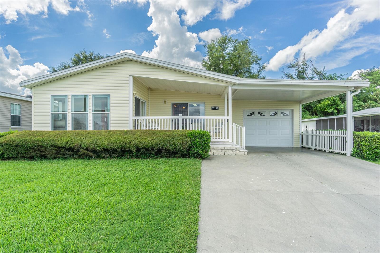 37232 Neukom Ave, Zephyrhills