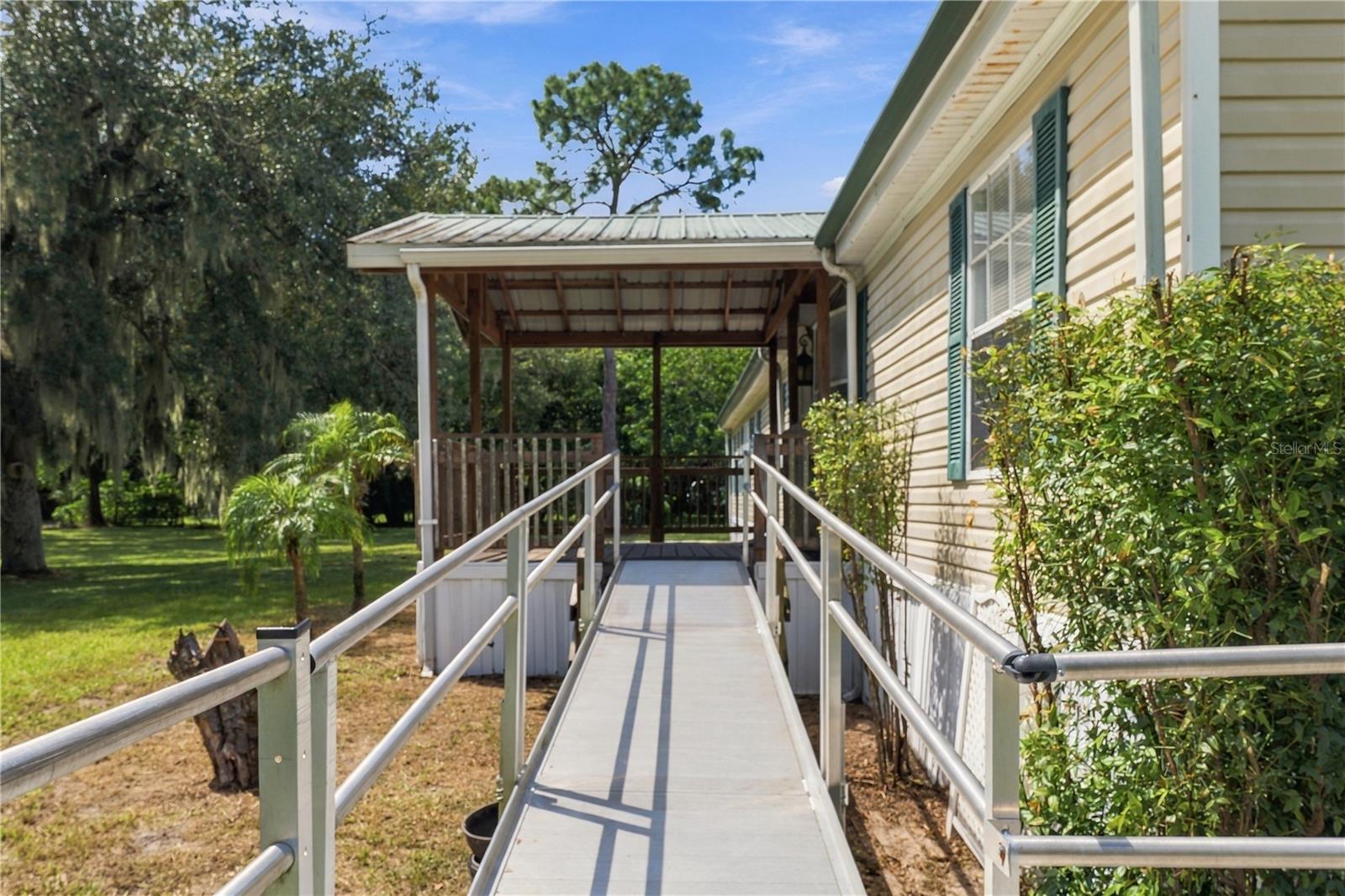 8611 COUNTY LINE RD