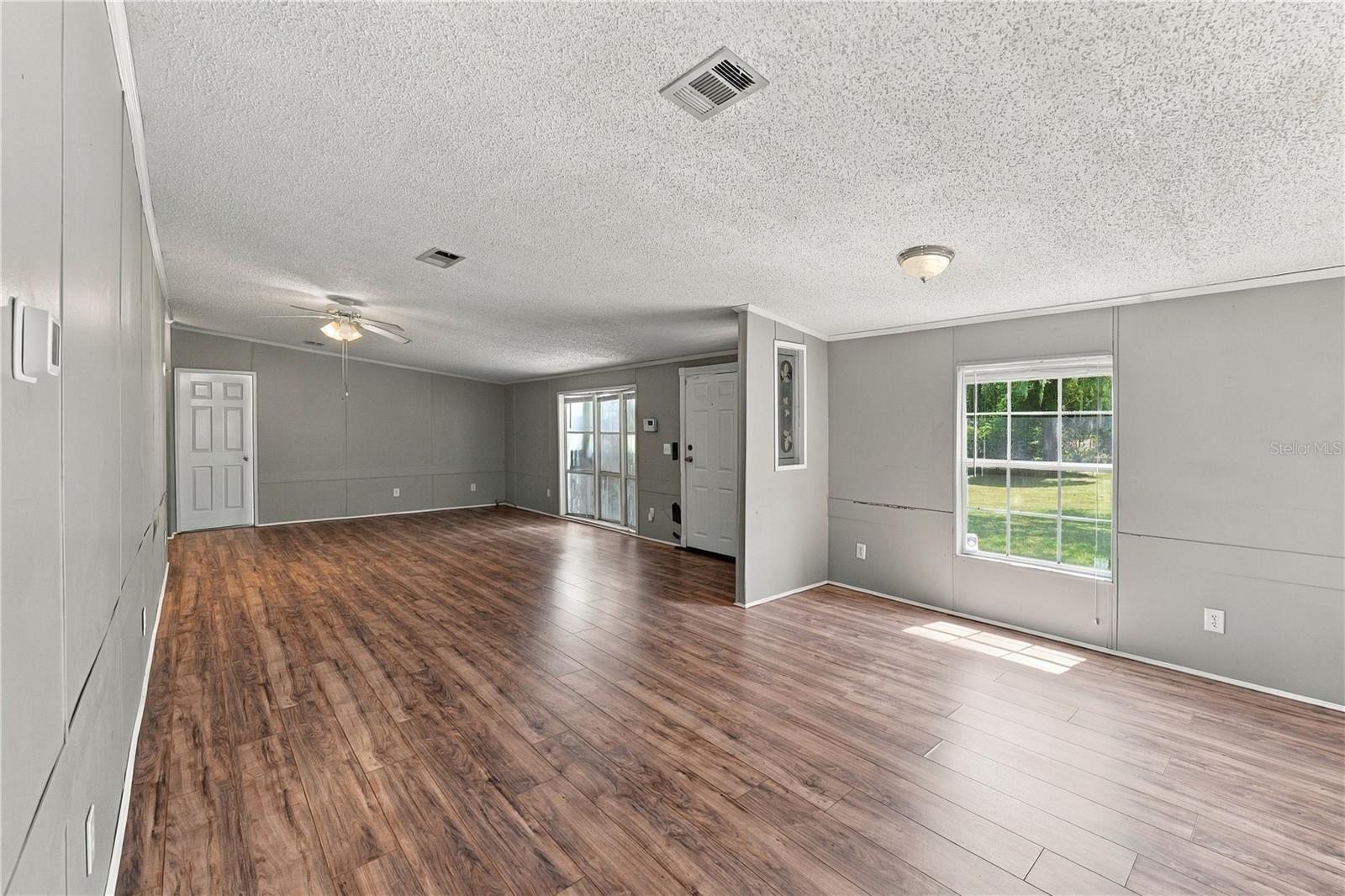 8611 COUNTY LINE RD