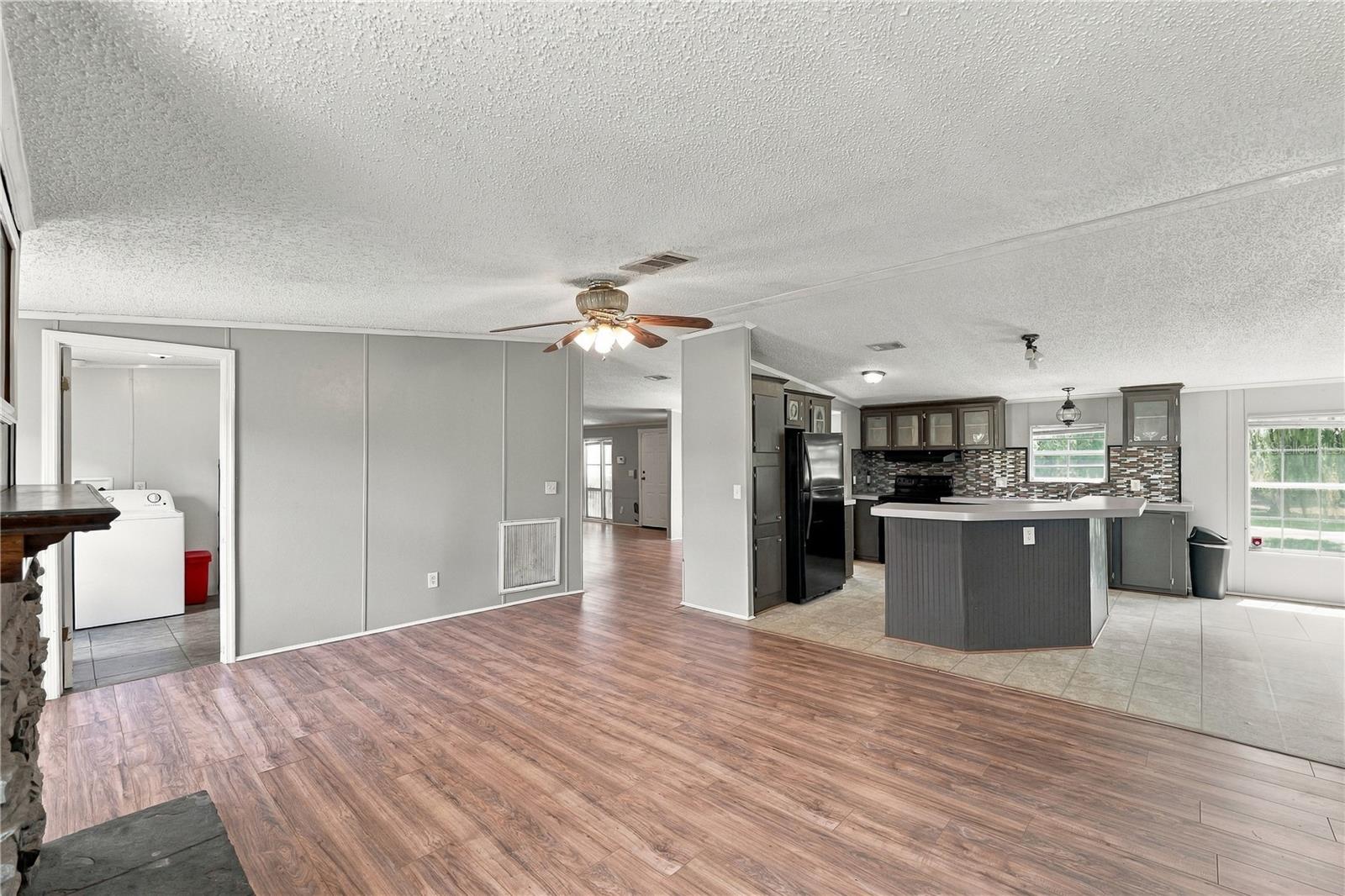 8611 COUNTY LINE RD