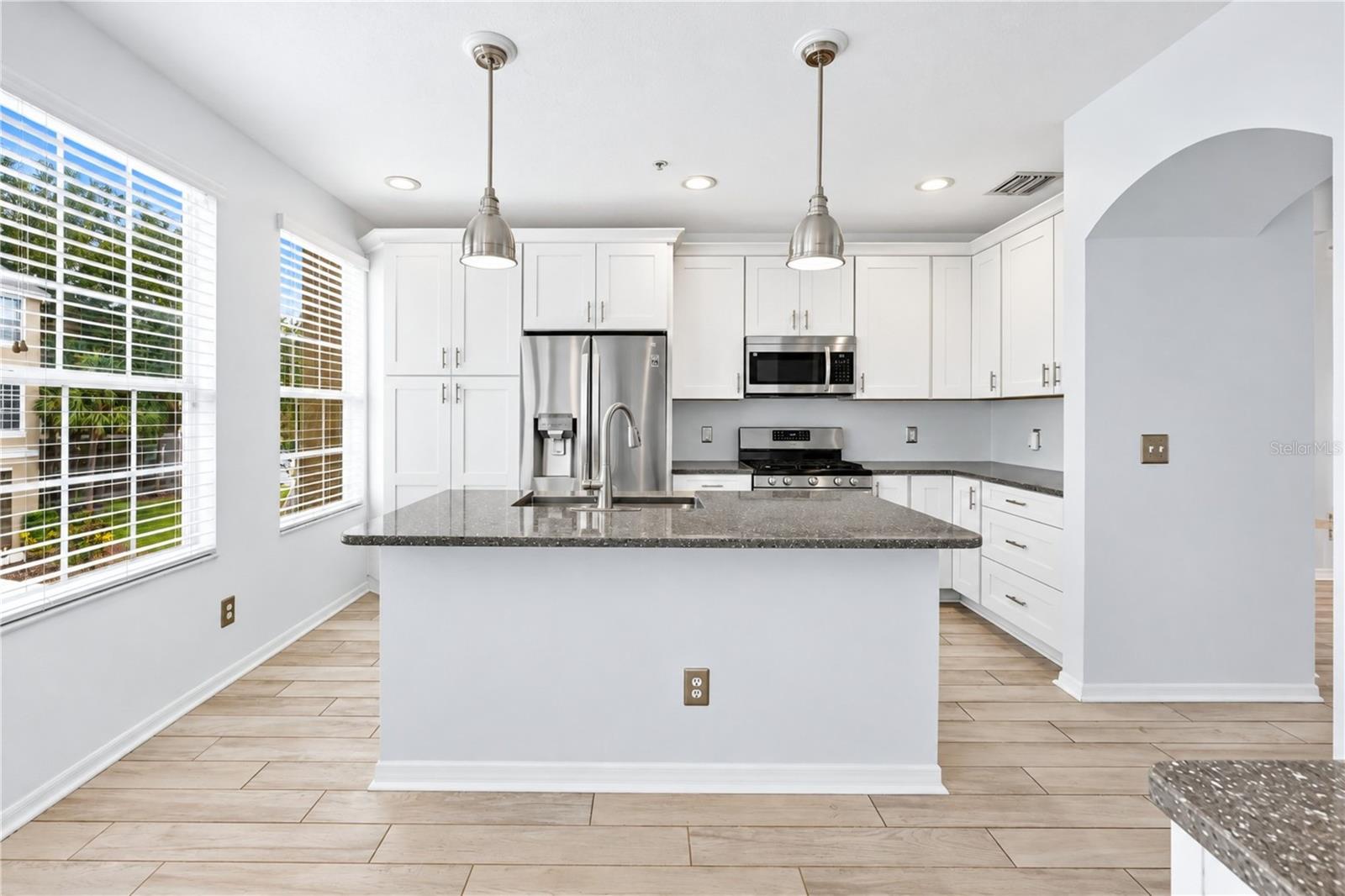 3018 BAYSHORE POINTE DR