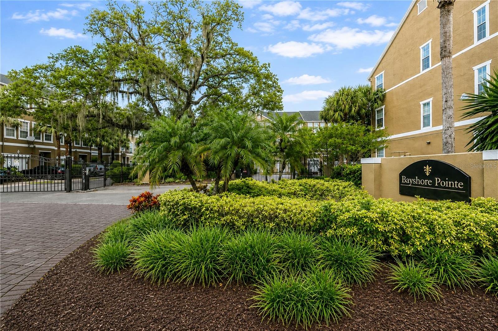 3018 BAYSHORE POINTE DR