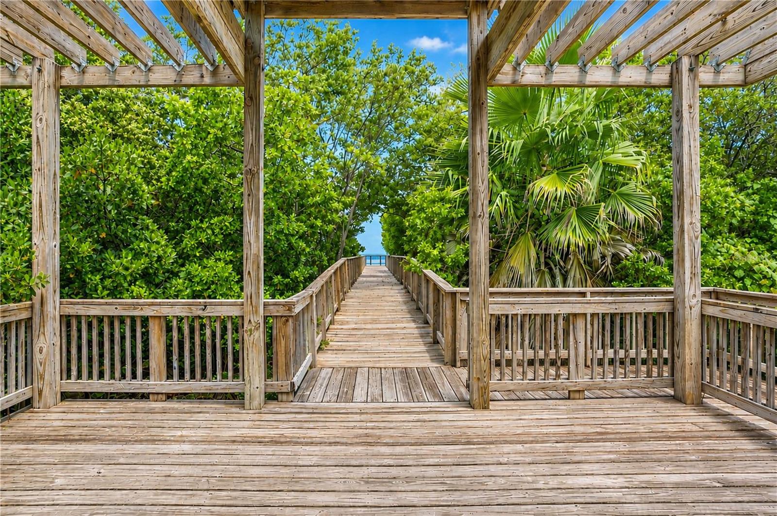 3018 BAYSHORE POINTE DR