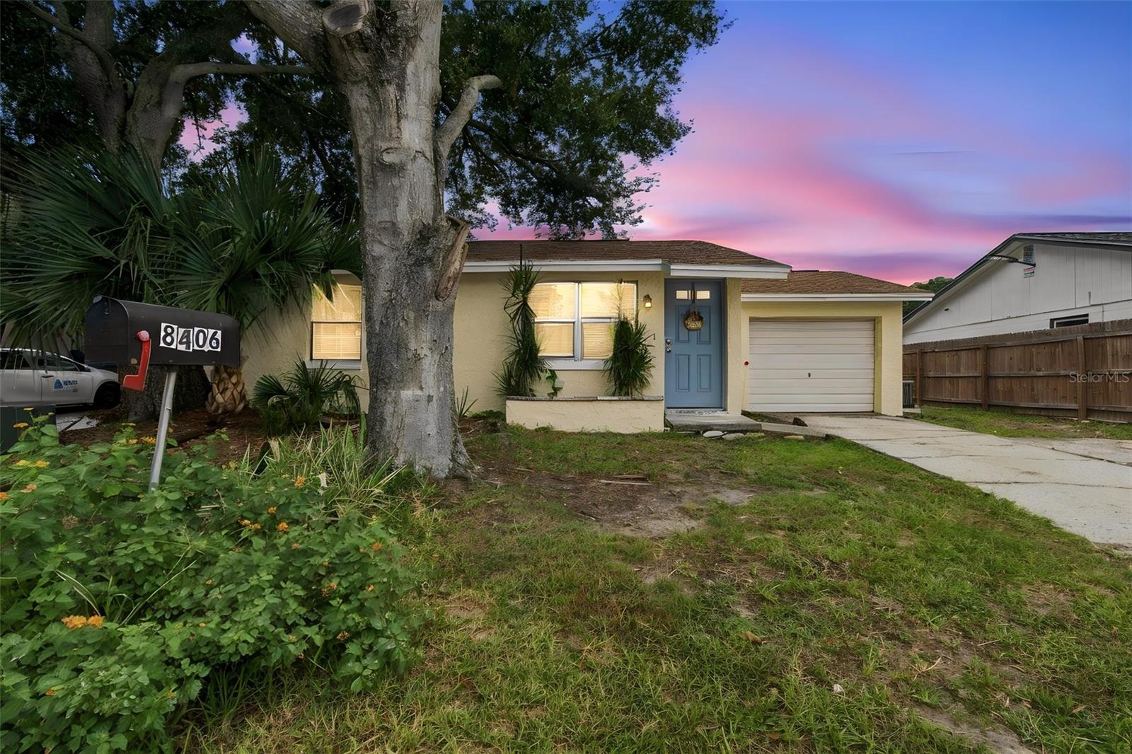 8406 WILLOW FOREST CT