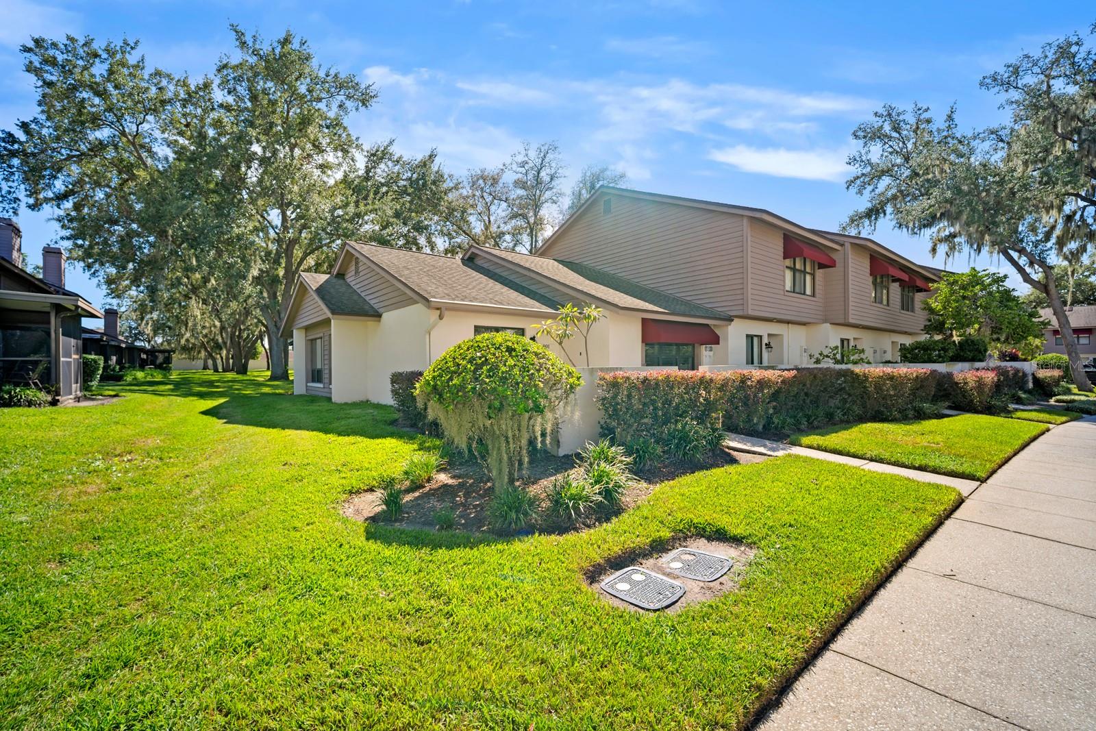 801 OAK PARK PL
