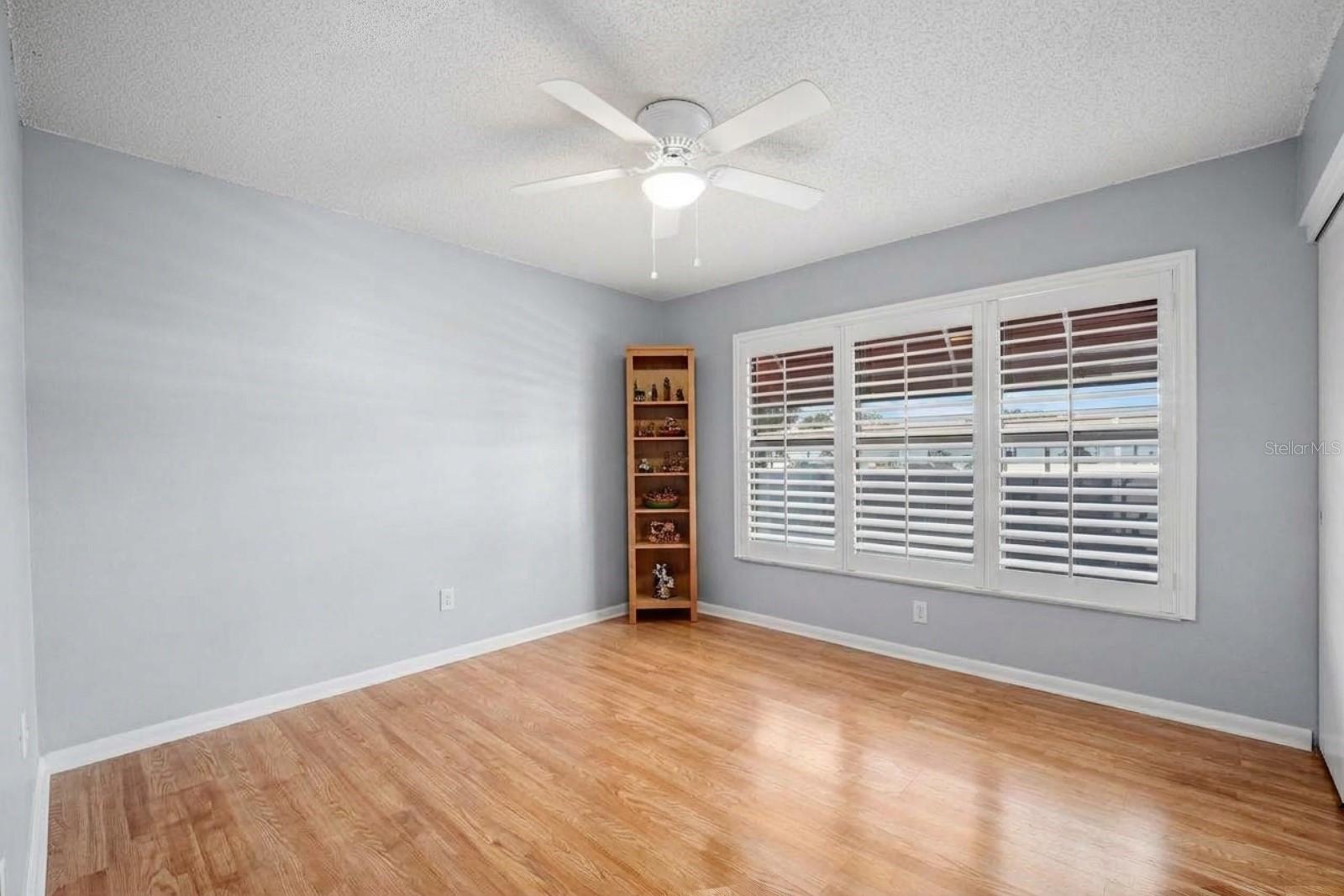 801 OAK PARK PL