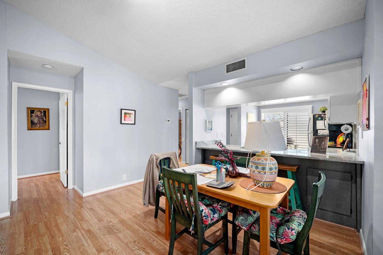 801 OAK PARK PL