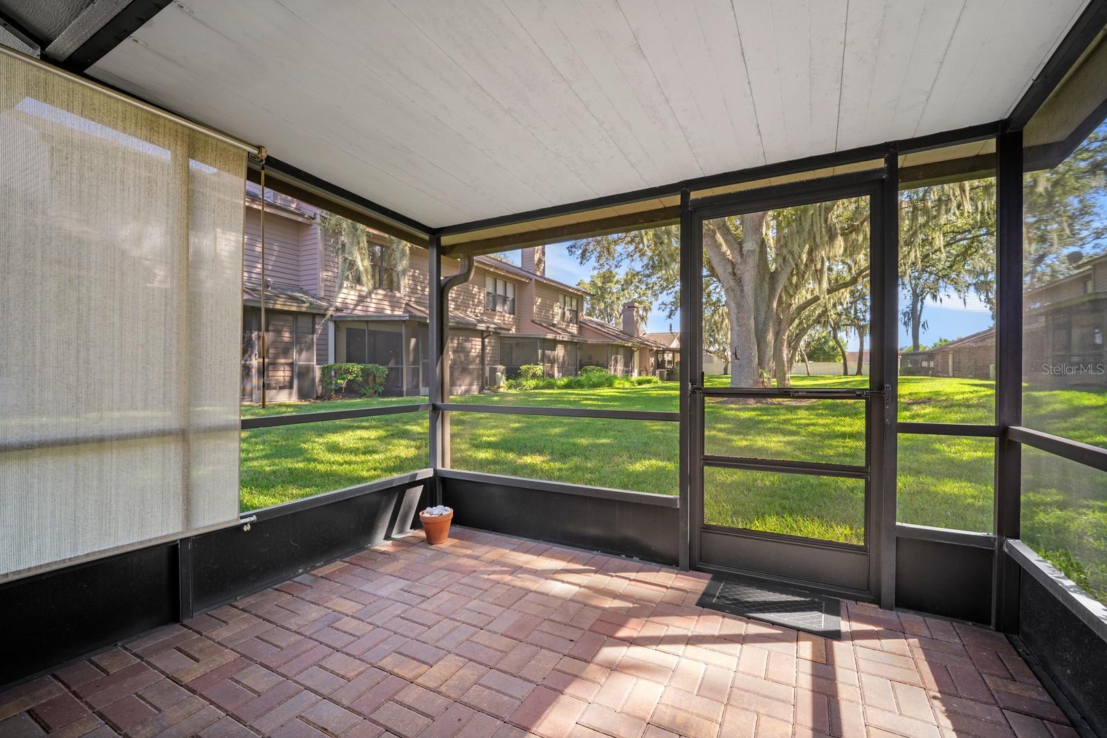 801 OAK PARK PL