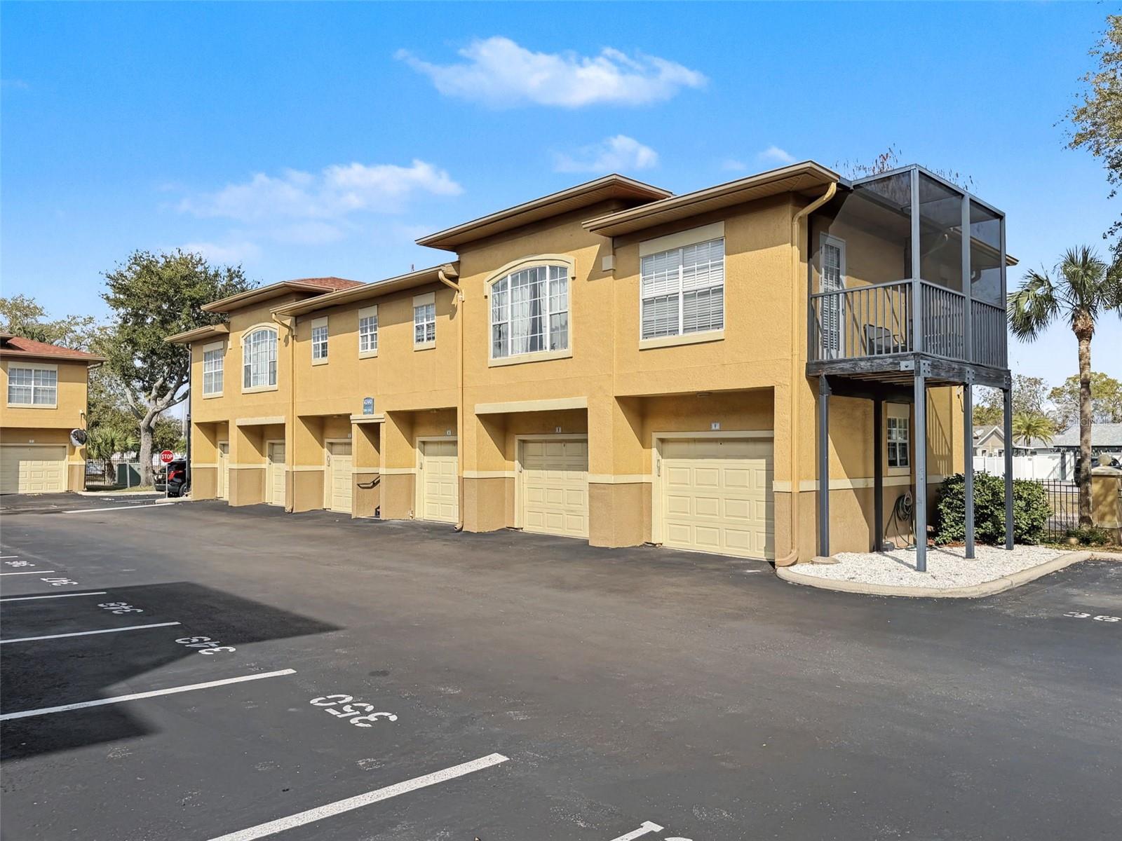 4340 BAYSIDE VILLAGE DR #201