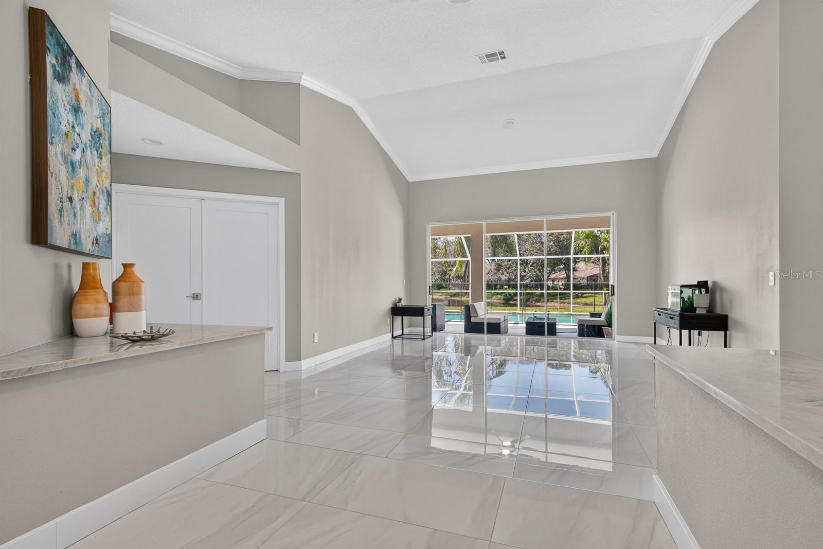 16506 LONGLEAT DR