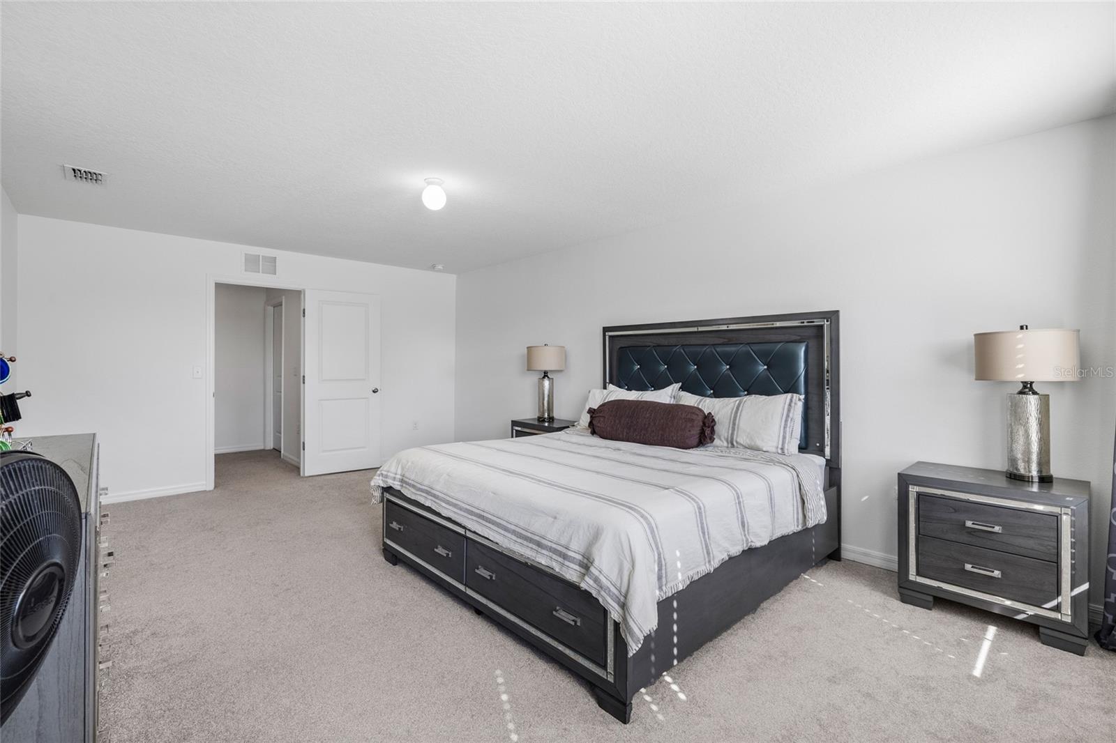 9646 TRONCAIS CIR