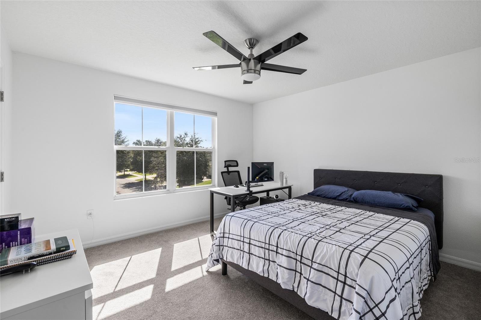 9646 TRONCAIS CIR