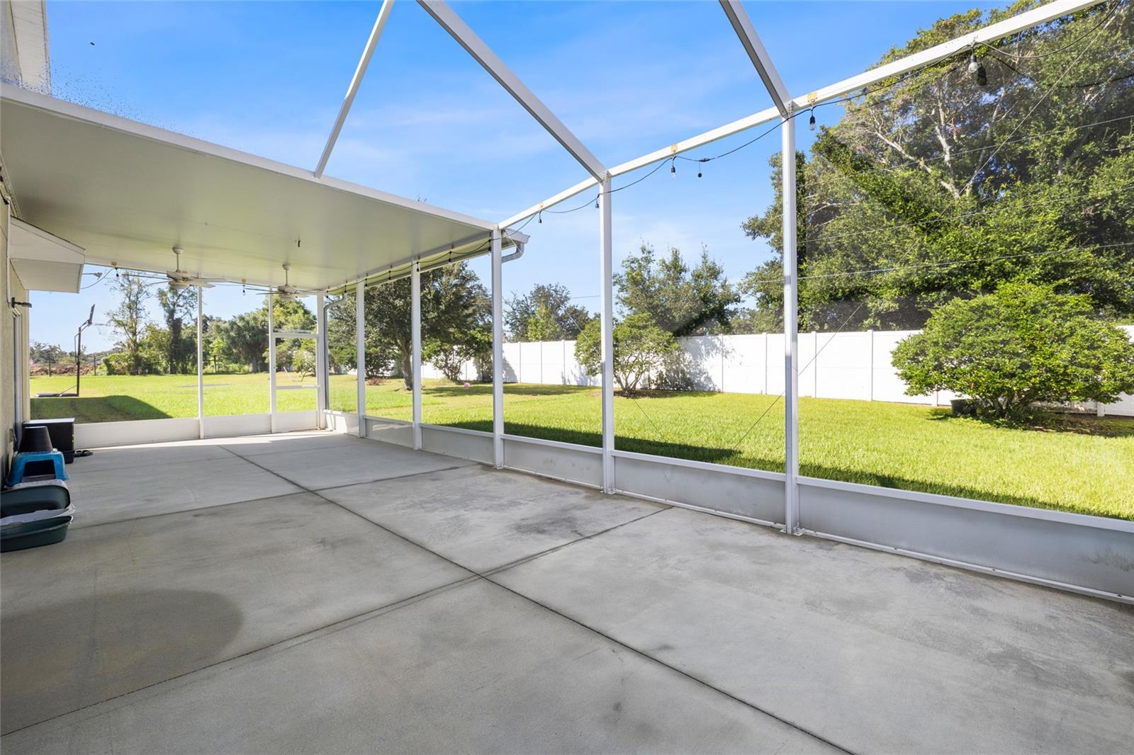 9646 TRONCAIS CIR