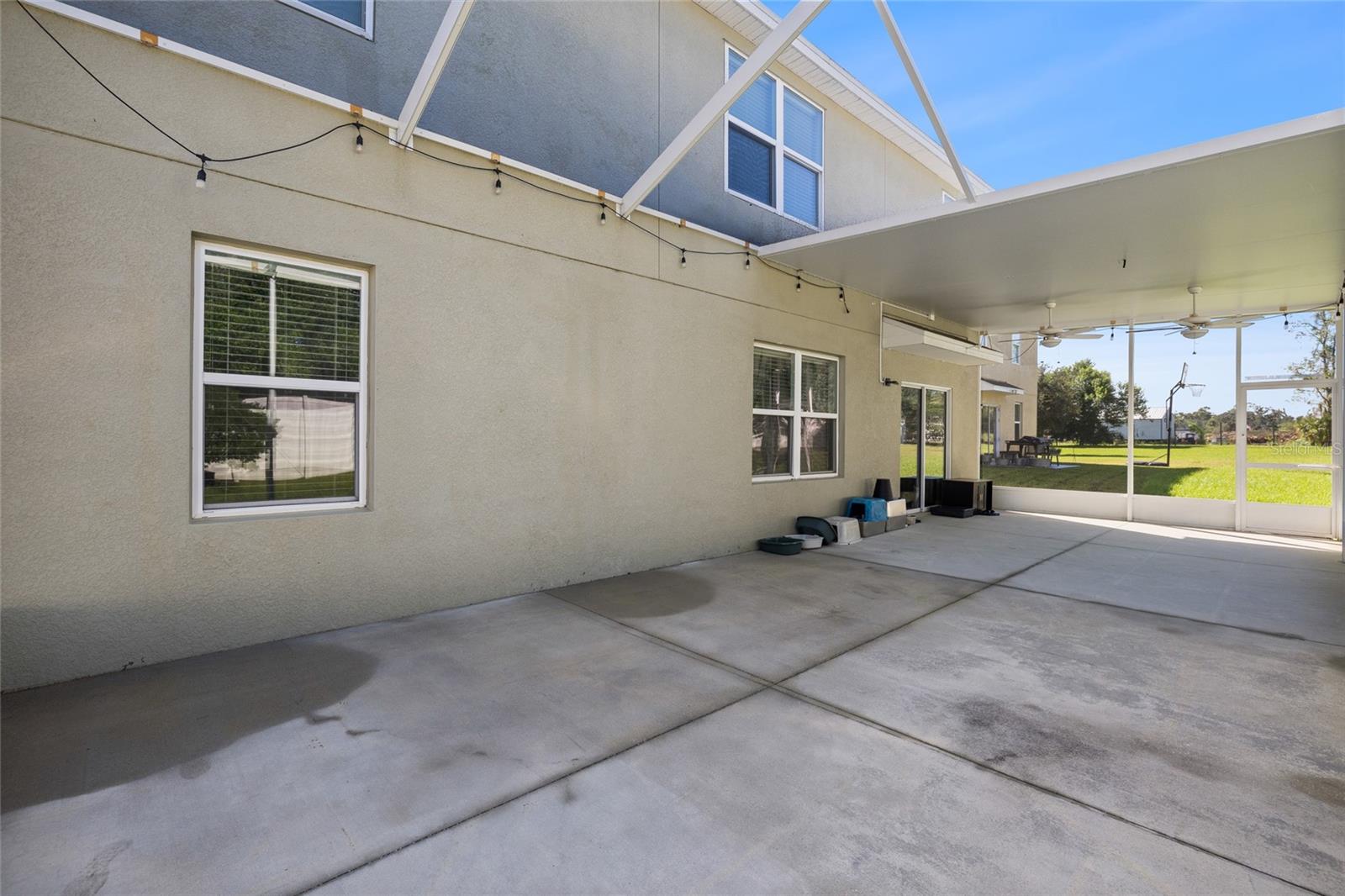 9646 TRONCAIS CIR