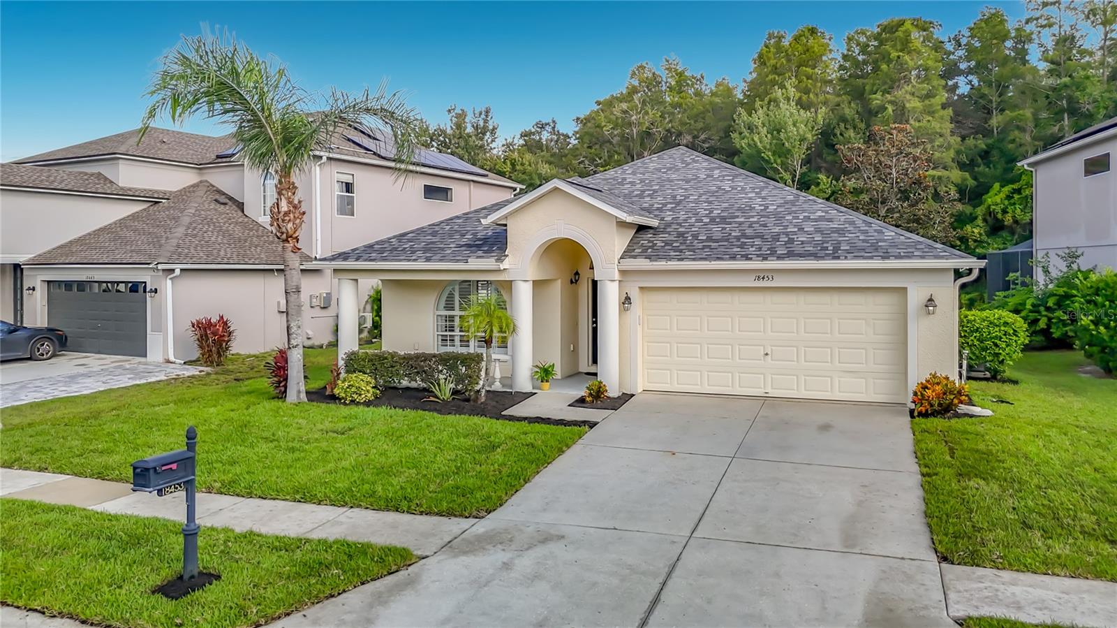 18453 CYPRESS BAY PKWY
