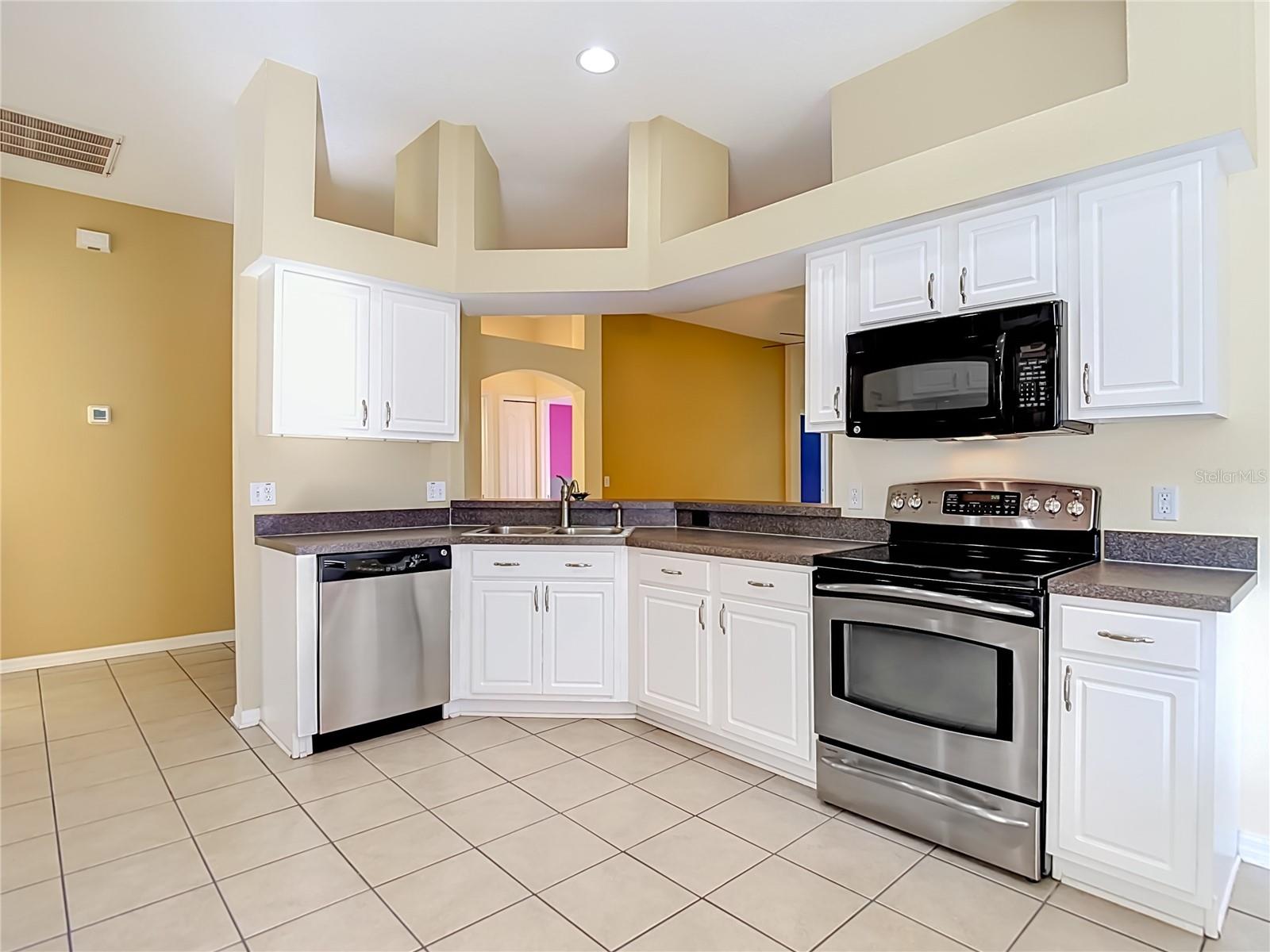18453 CYPRESS BAY PKWY