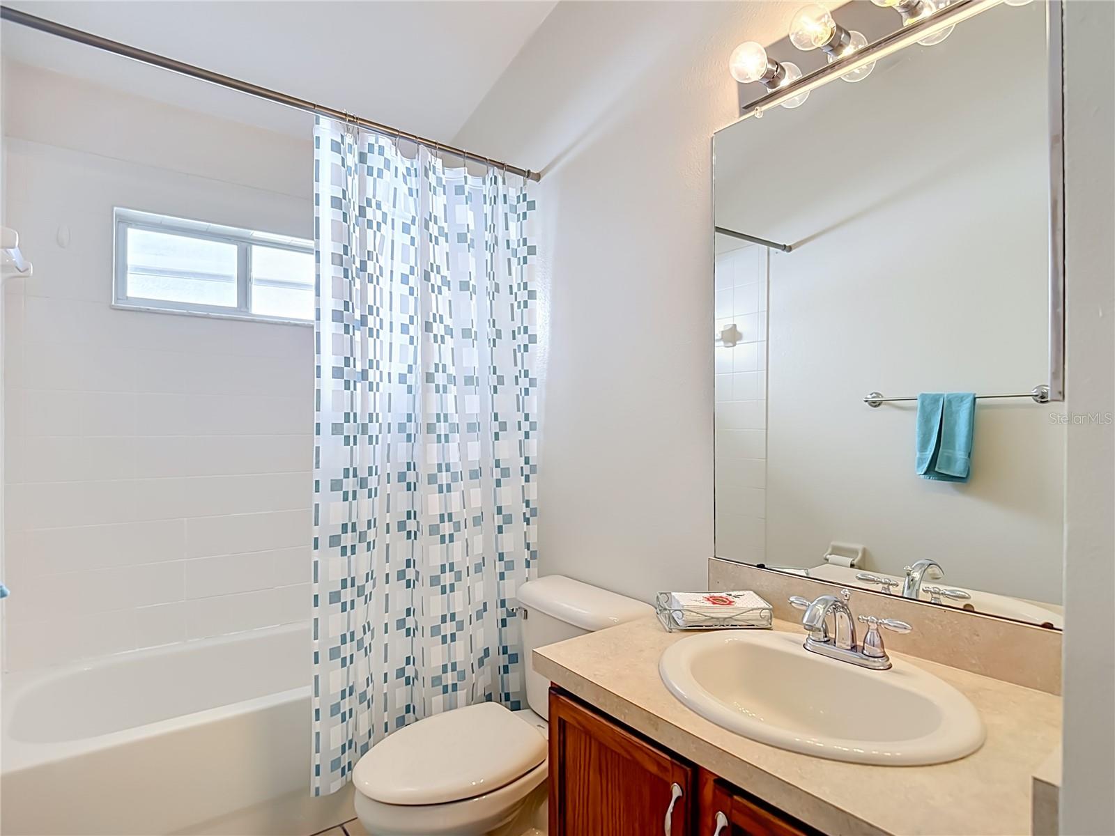18453 CYPRESS BAY PKWY