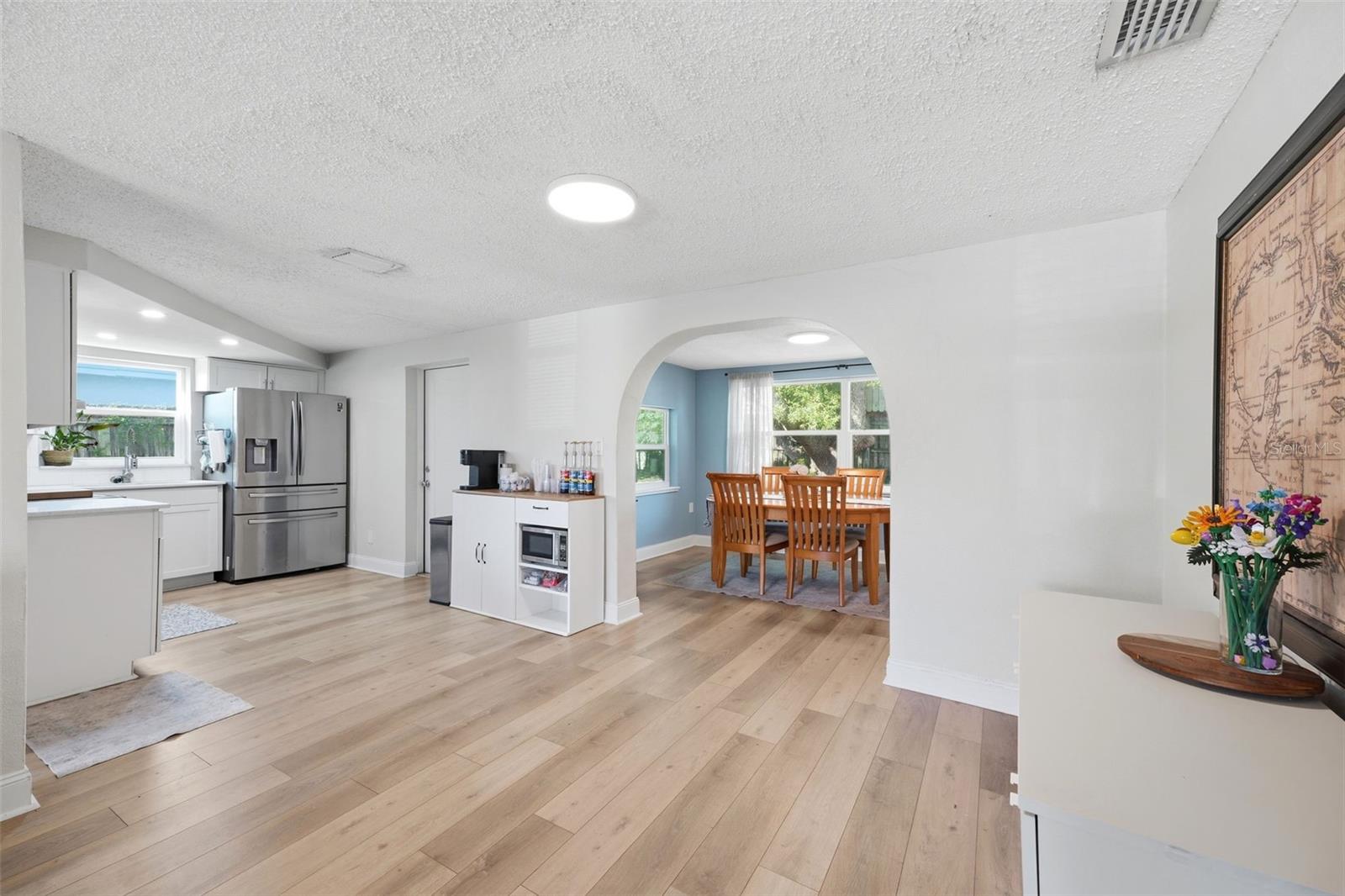 10025 SLEEPY HOLLOW LN
