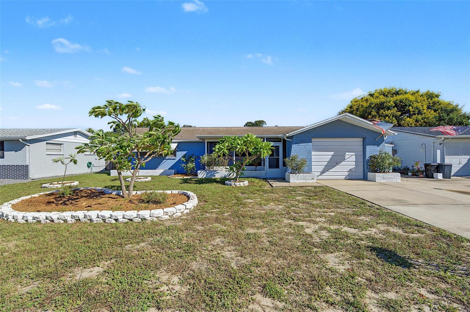 7805 SUE ELLEN DR
