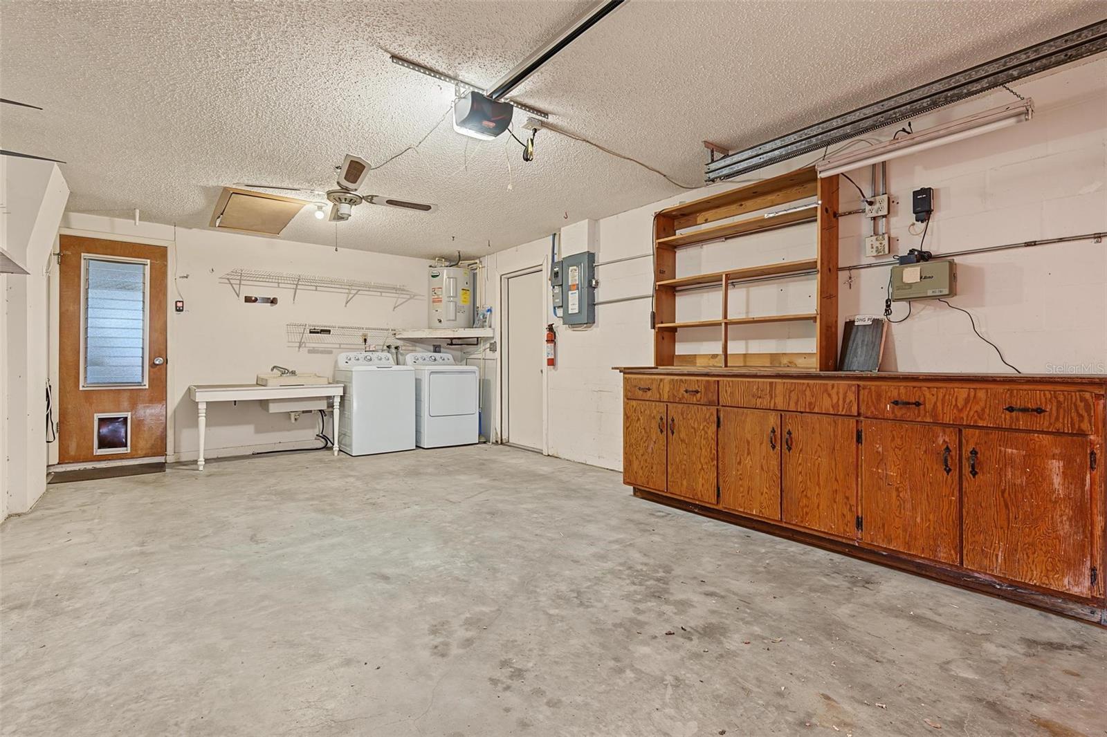 7805 SUE ELLEN DR