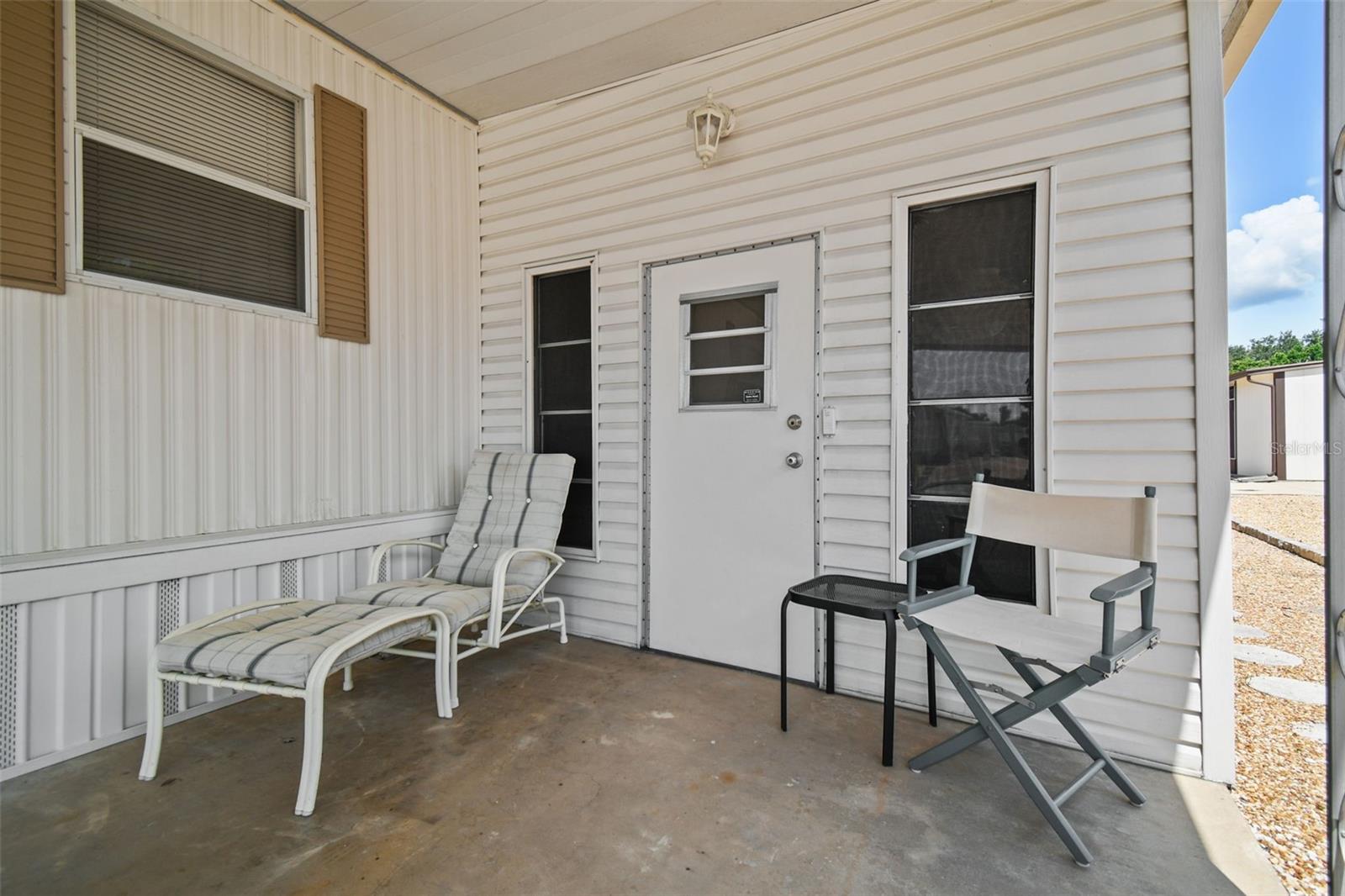 12200 BONANZA DR