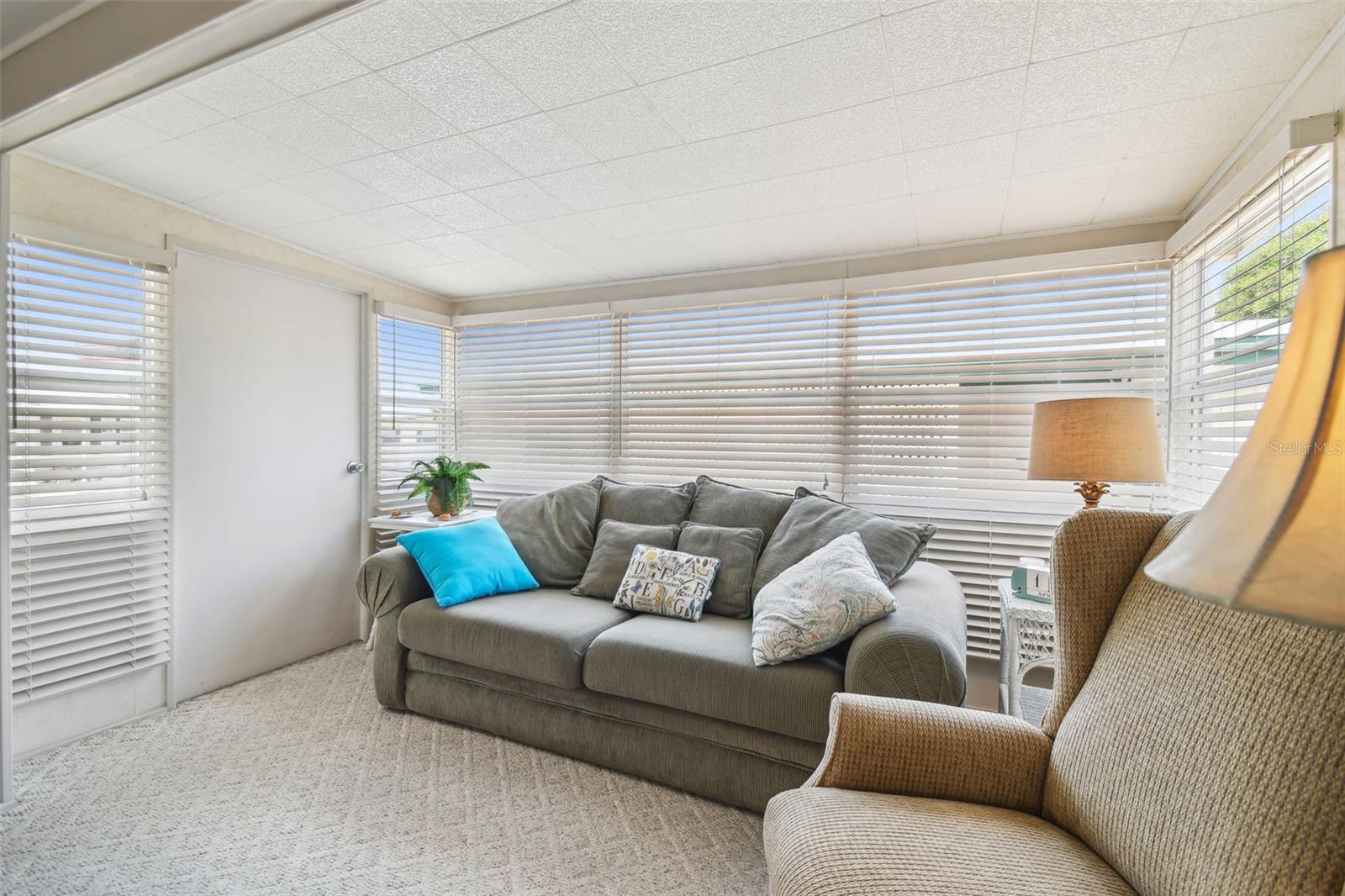 12200 BONANZA DR