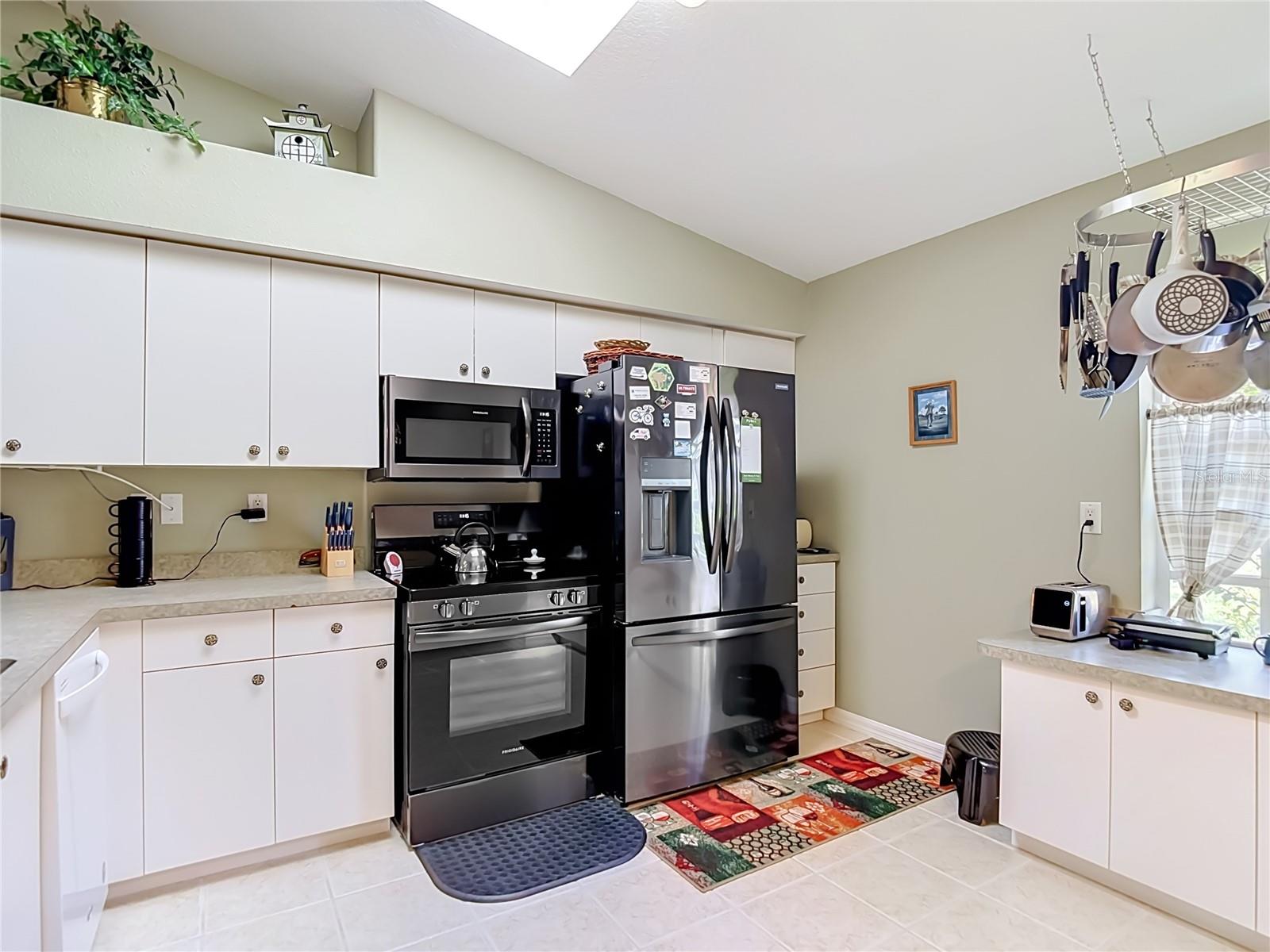 13424 NORMAN CIR