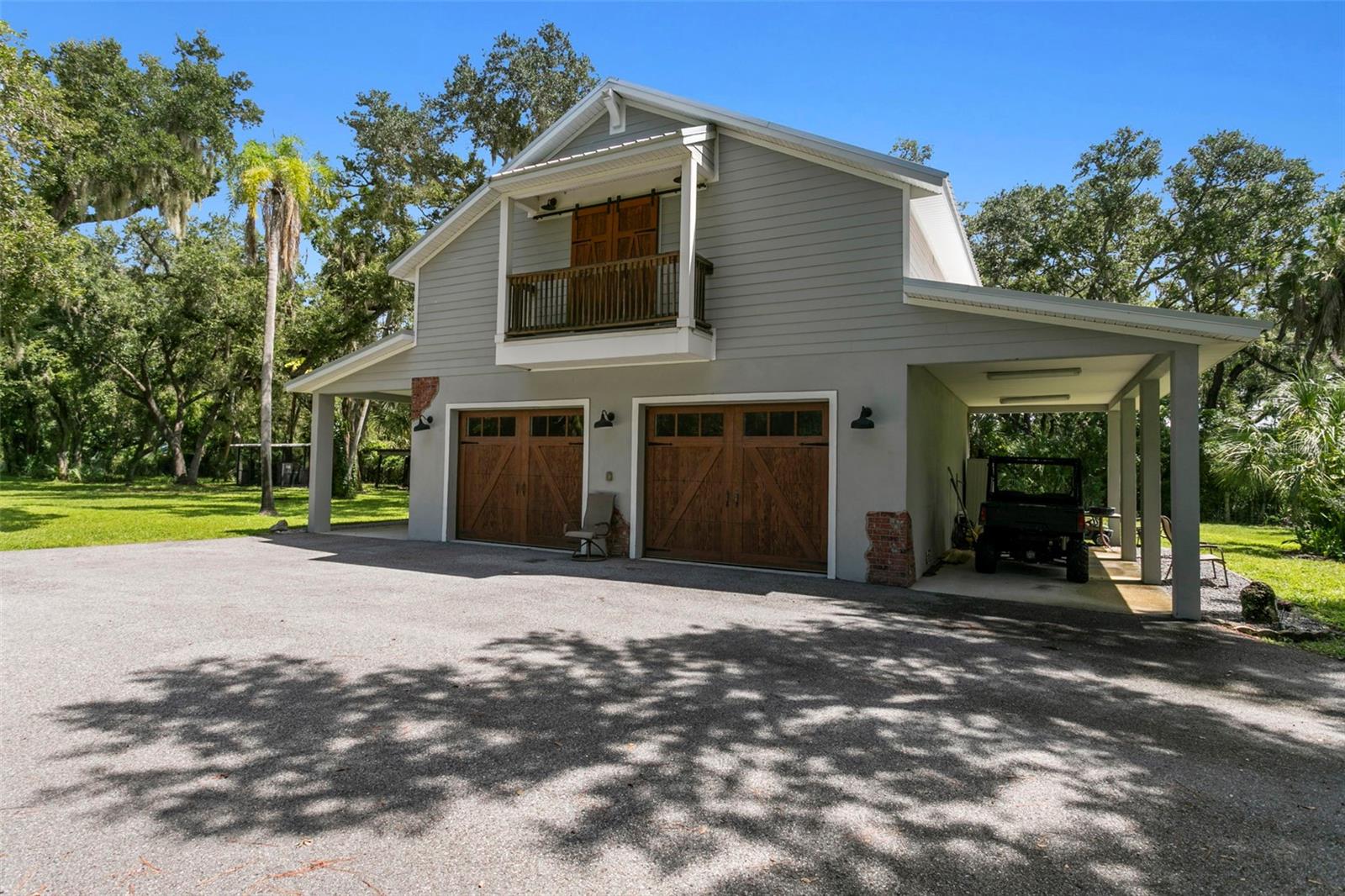 2805 GULF CITY RD