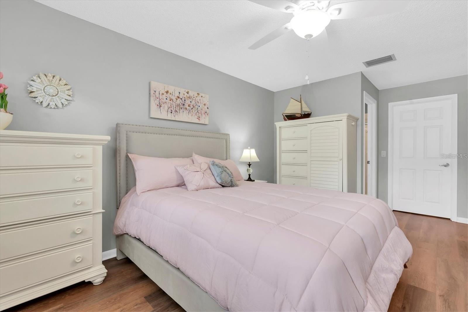 9312 GOLF VIEW DR #3