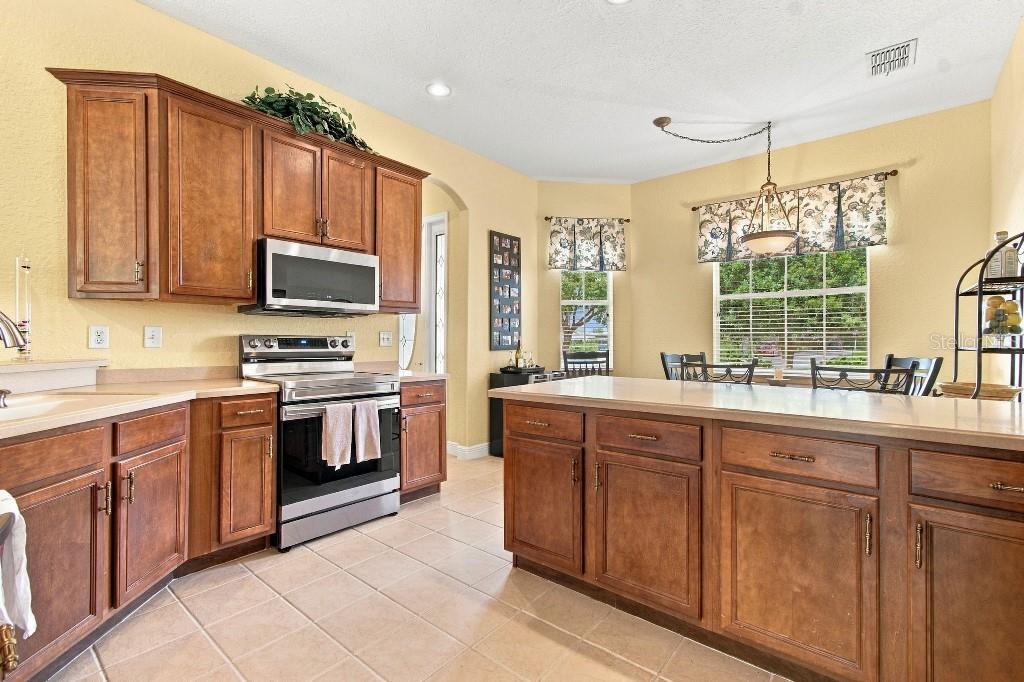 10109 ALAMANCE DR