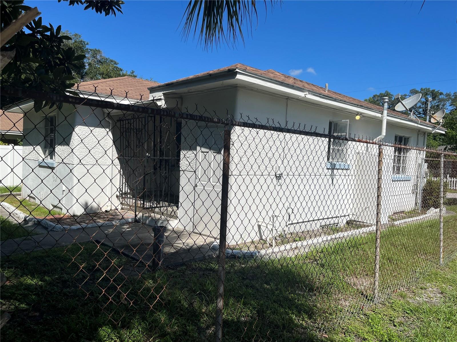 1227 E 24TH AVE