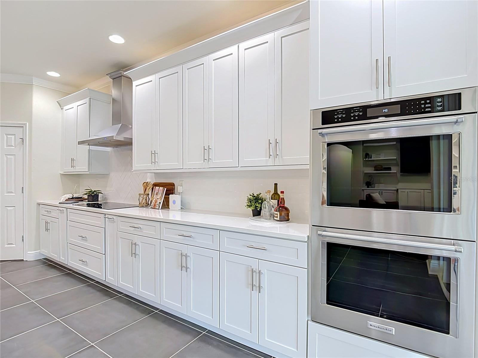 3117 MAJESTIC VIEW DR