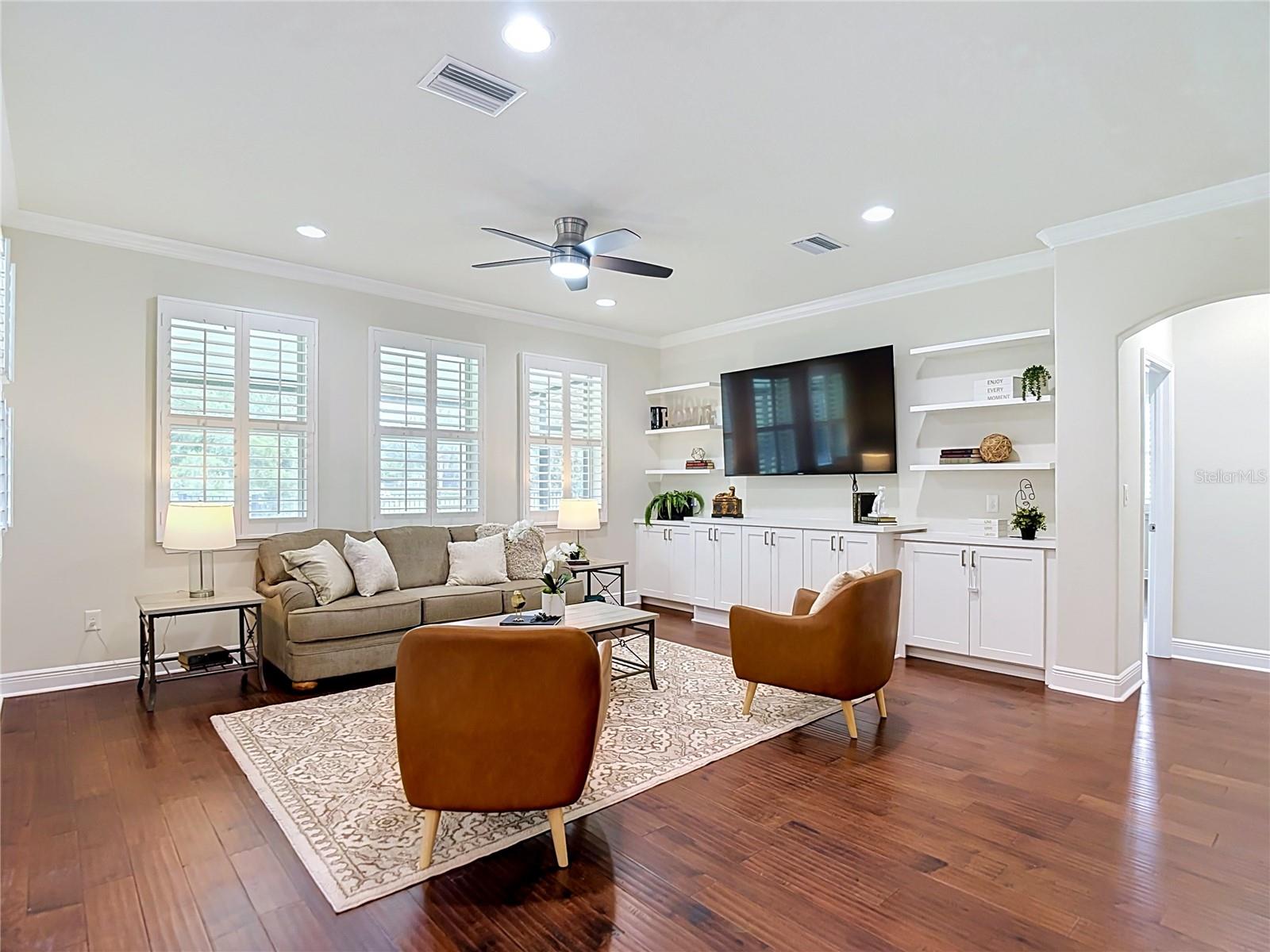 3117 MAJESTIC VIEW DR