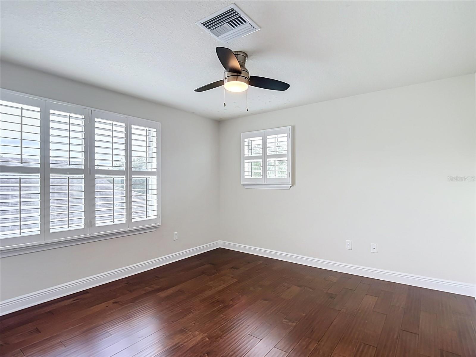 3117 MAJESTIC VIEW DR