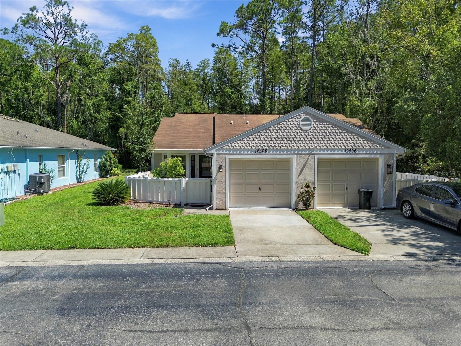 12508 HOLLYBROOK LN