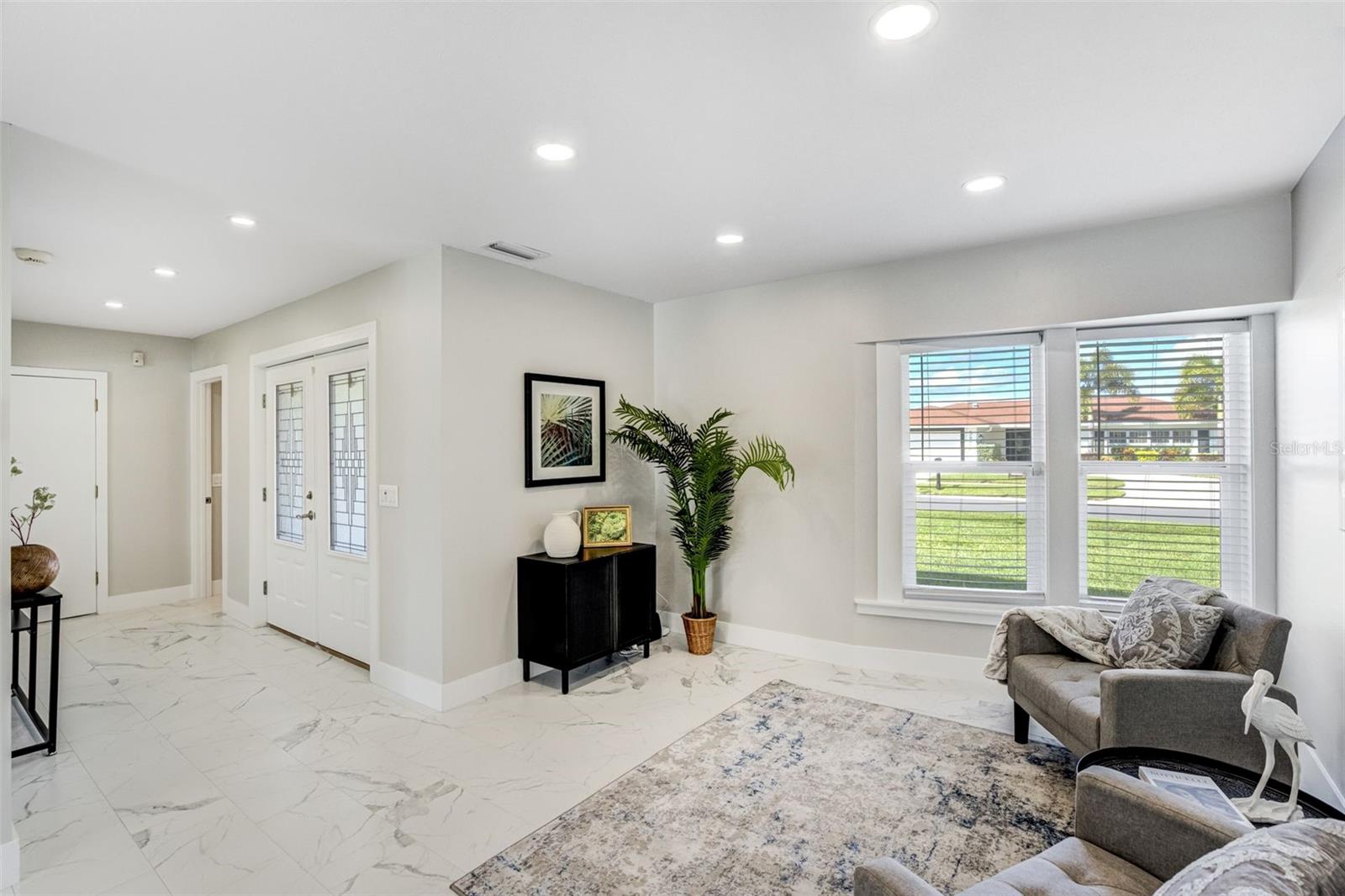 3923 DORAL DR