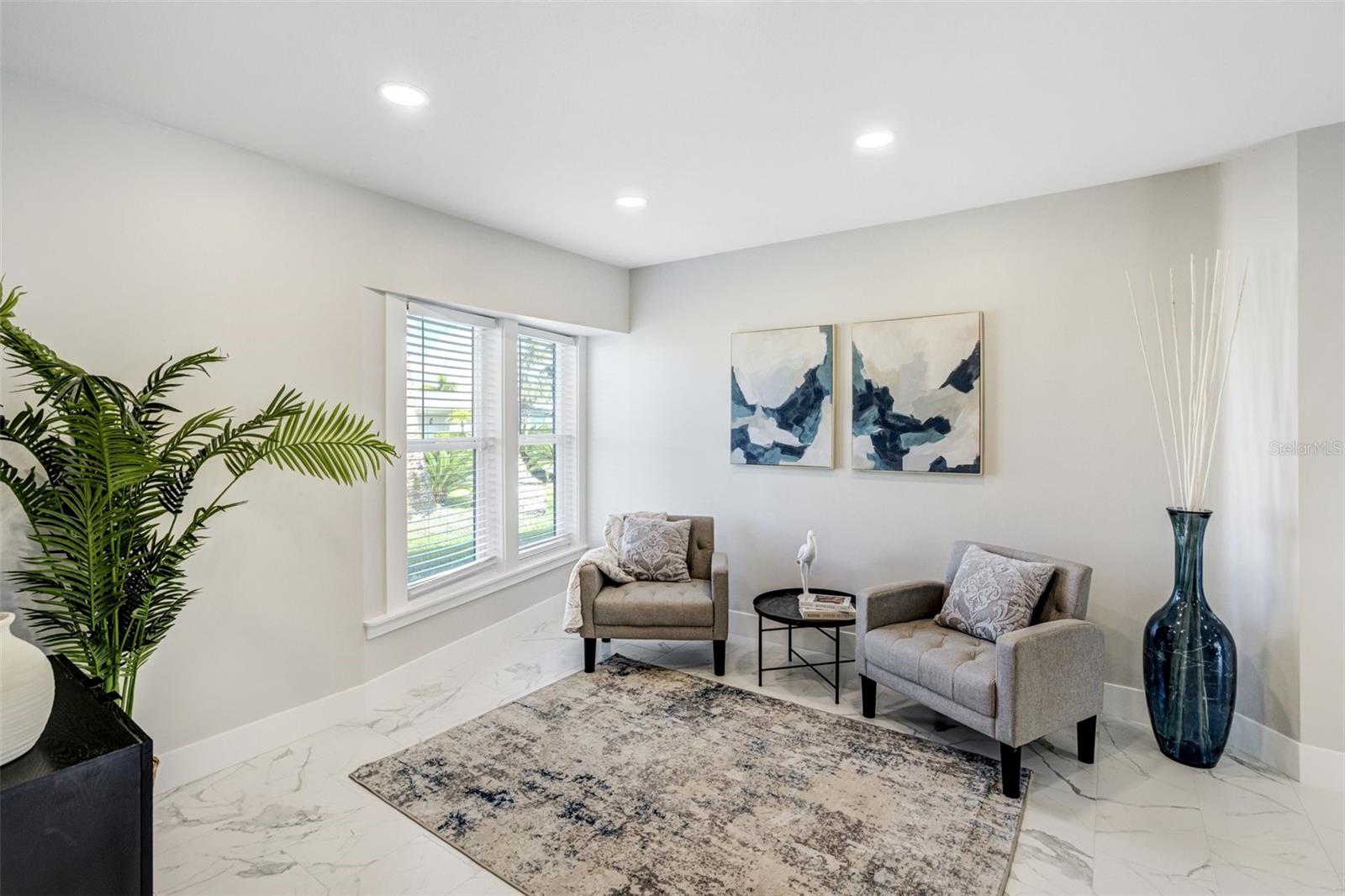 3923 DORAL DR