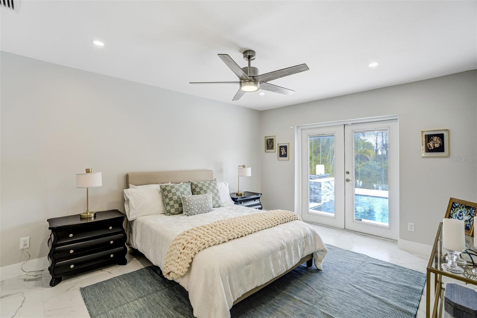 3923 DORAL DR