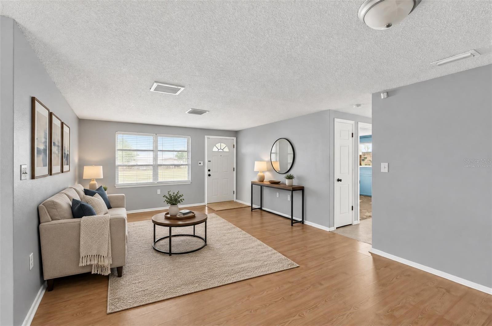 1300 MAYBURY DR