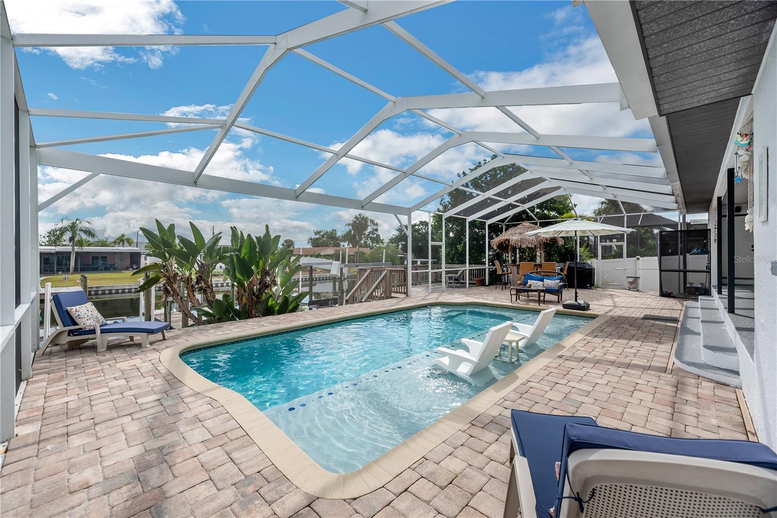 743 KINGSTON CT