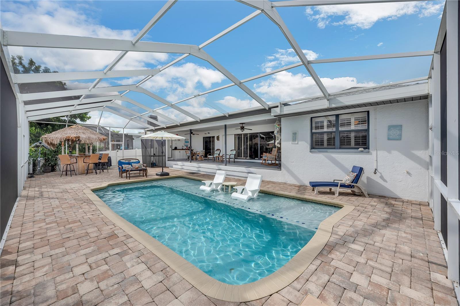743 KINGSTON CT