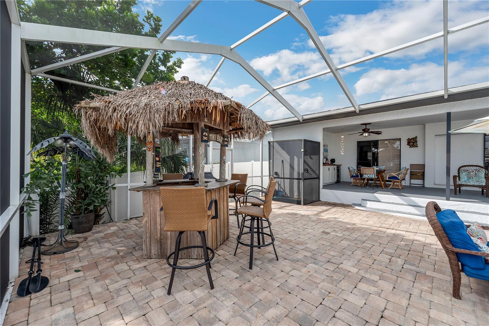 743 KINGSTON CT