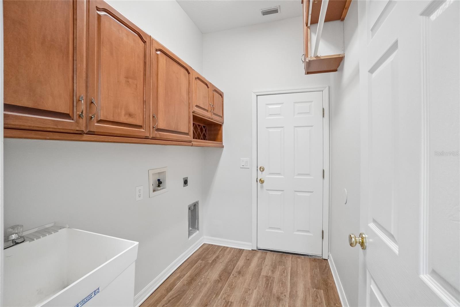 17718 CRYSTAL COVE PL