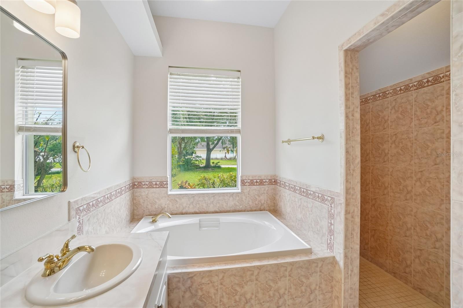 17718 CRYSTAL COVE PL