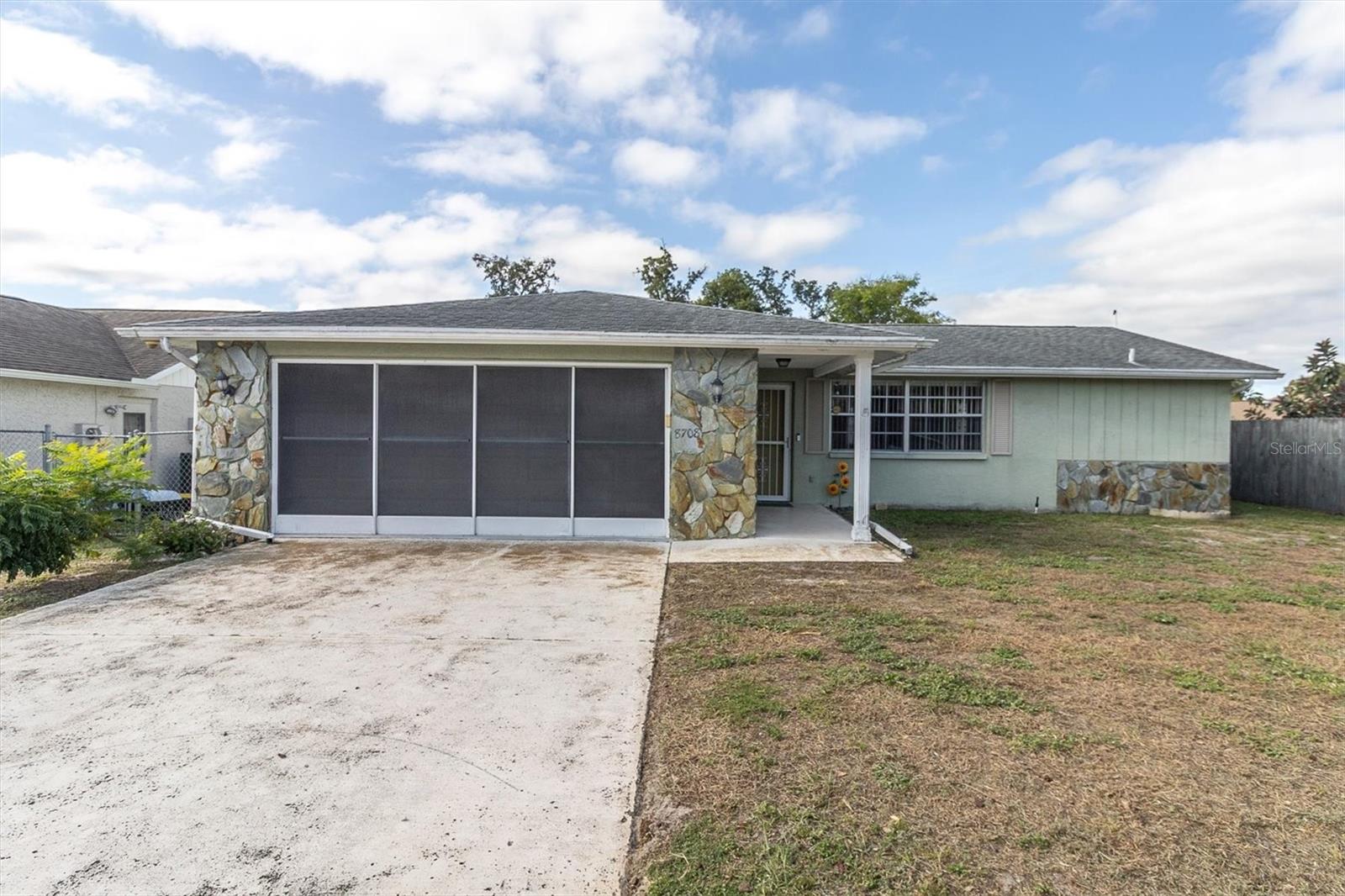 8708 BRIAR PATCH DR