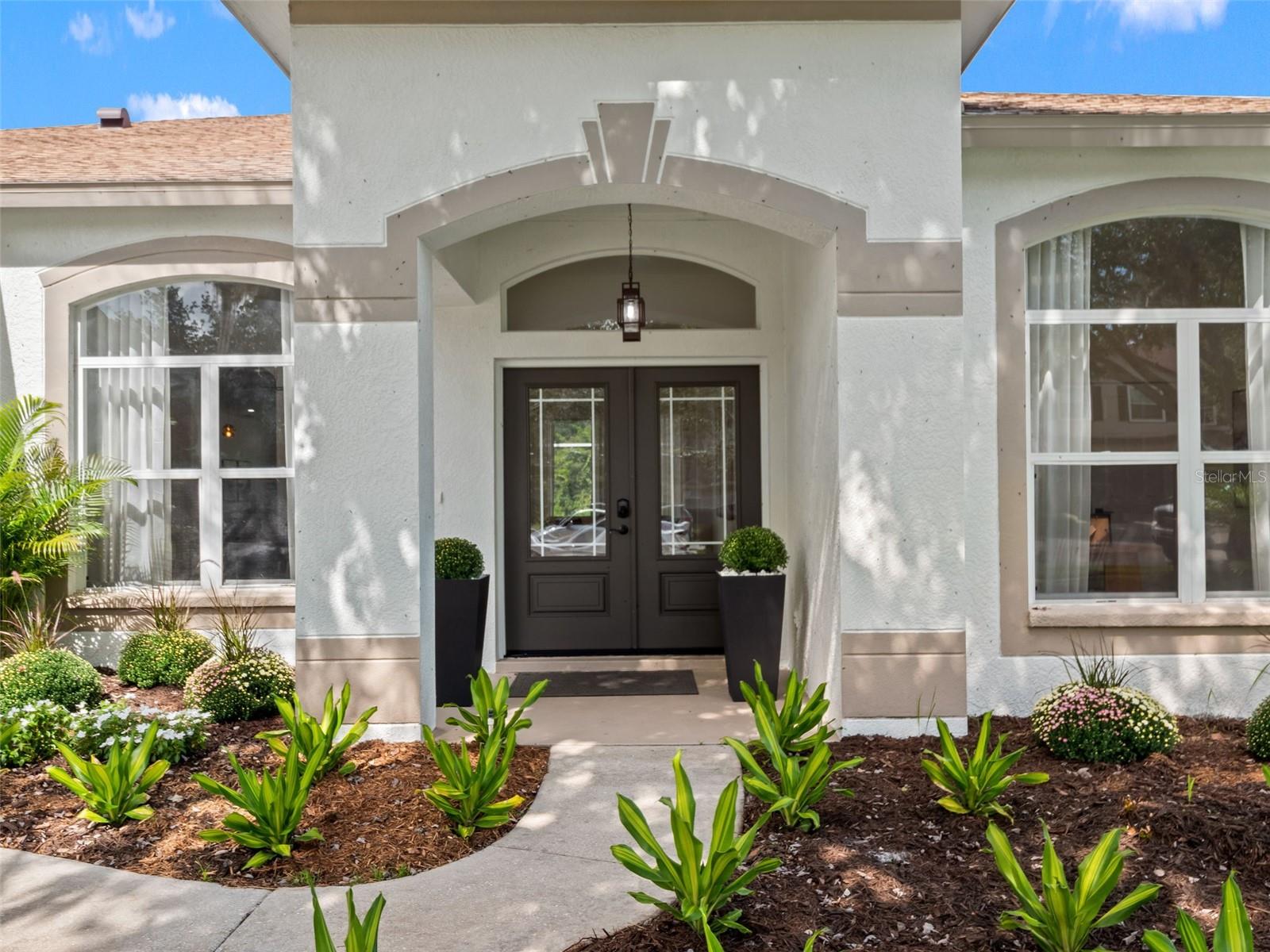 6111 HERONCREST CT