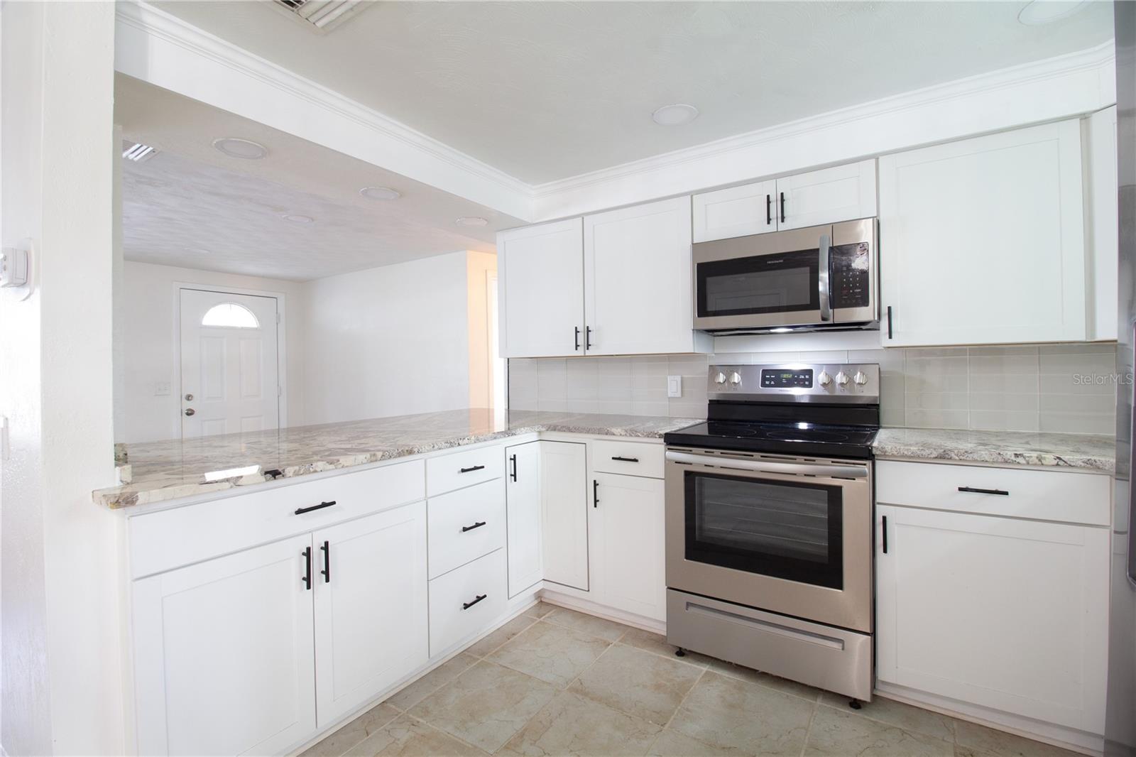 1408 JENNINGS DR