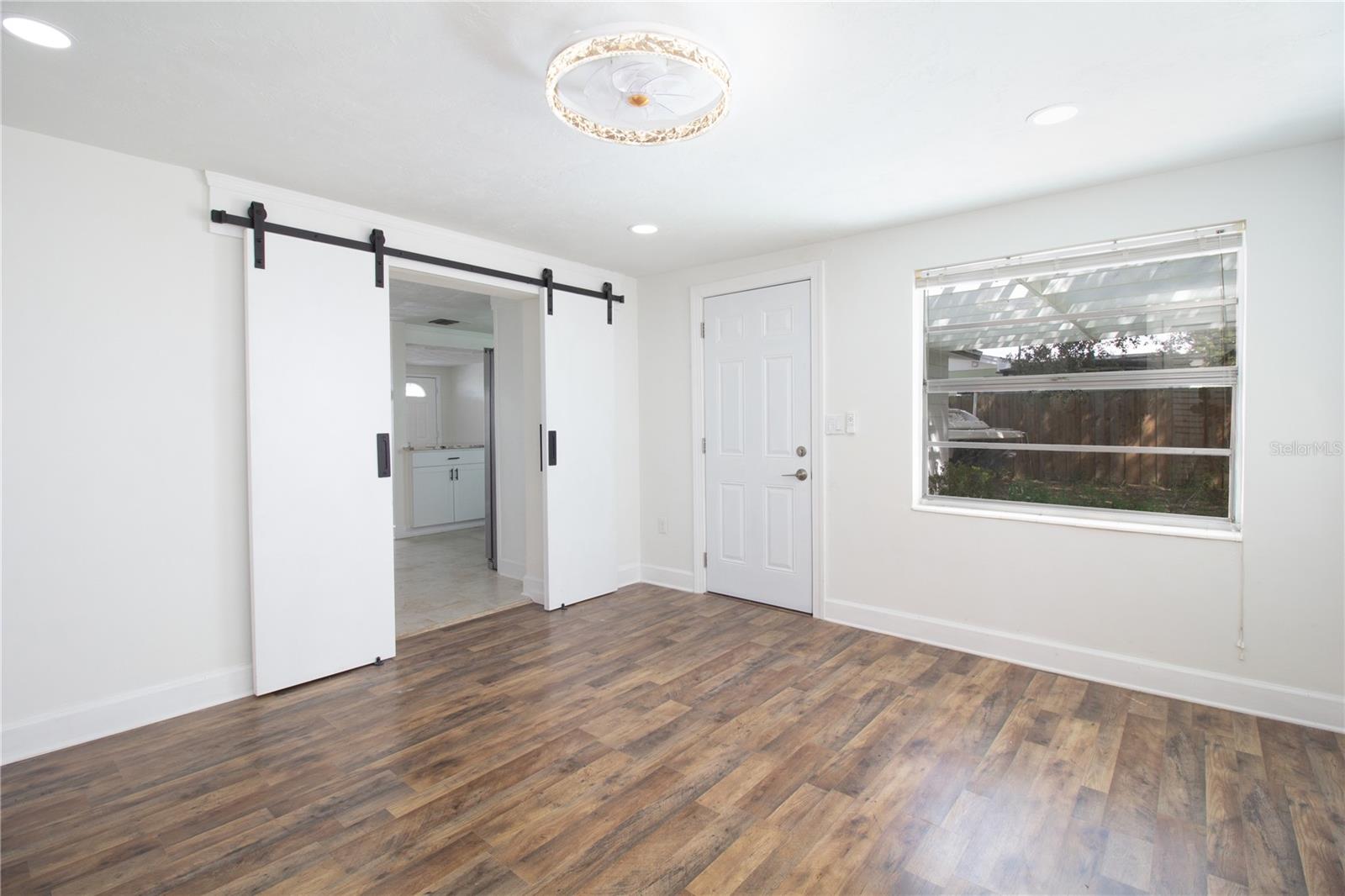 1408 JENNINGS DR
