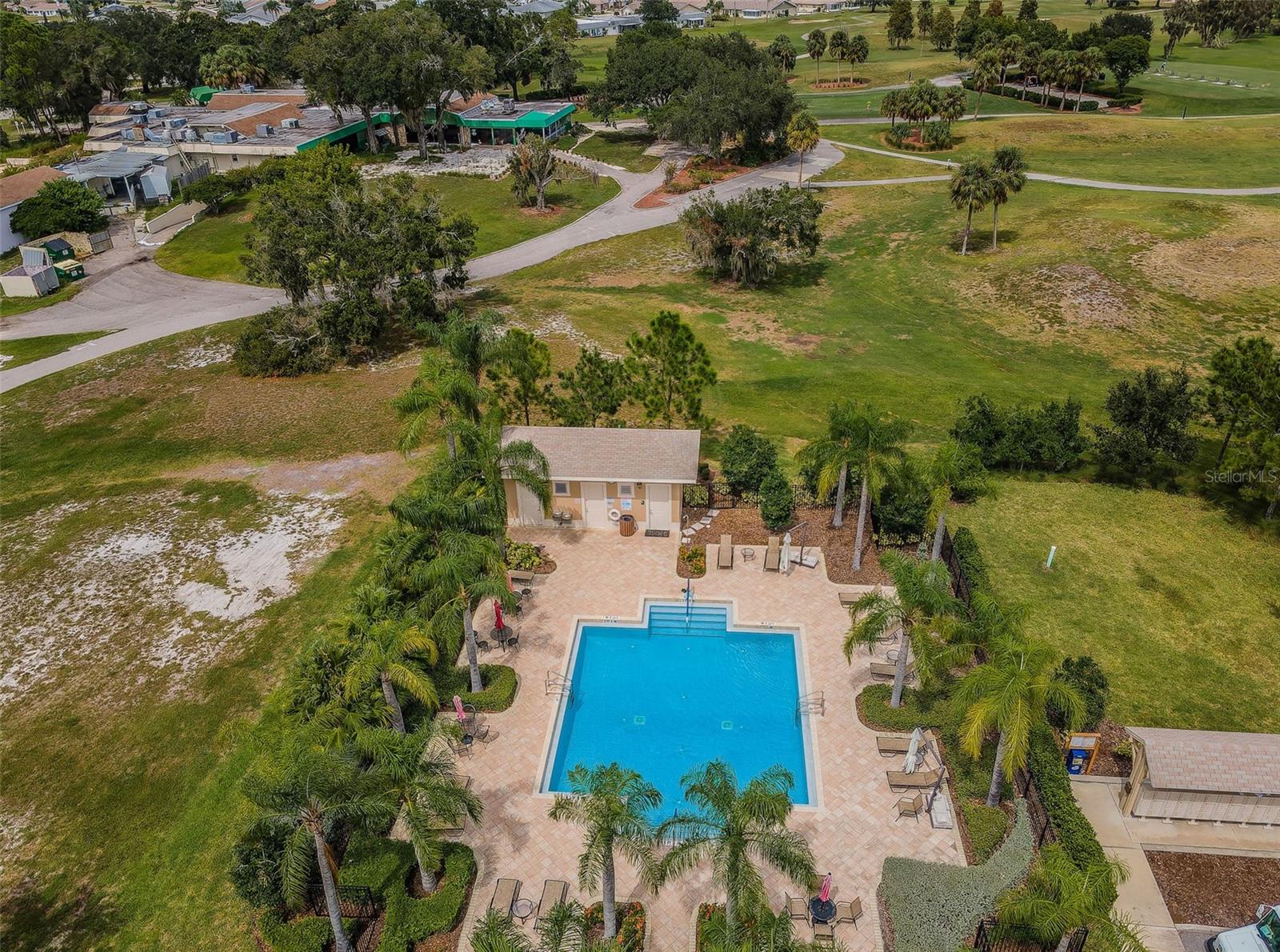 704 CHIPPER DR
